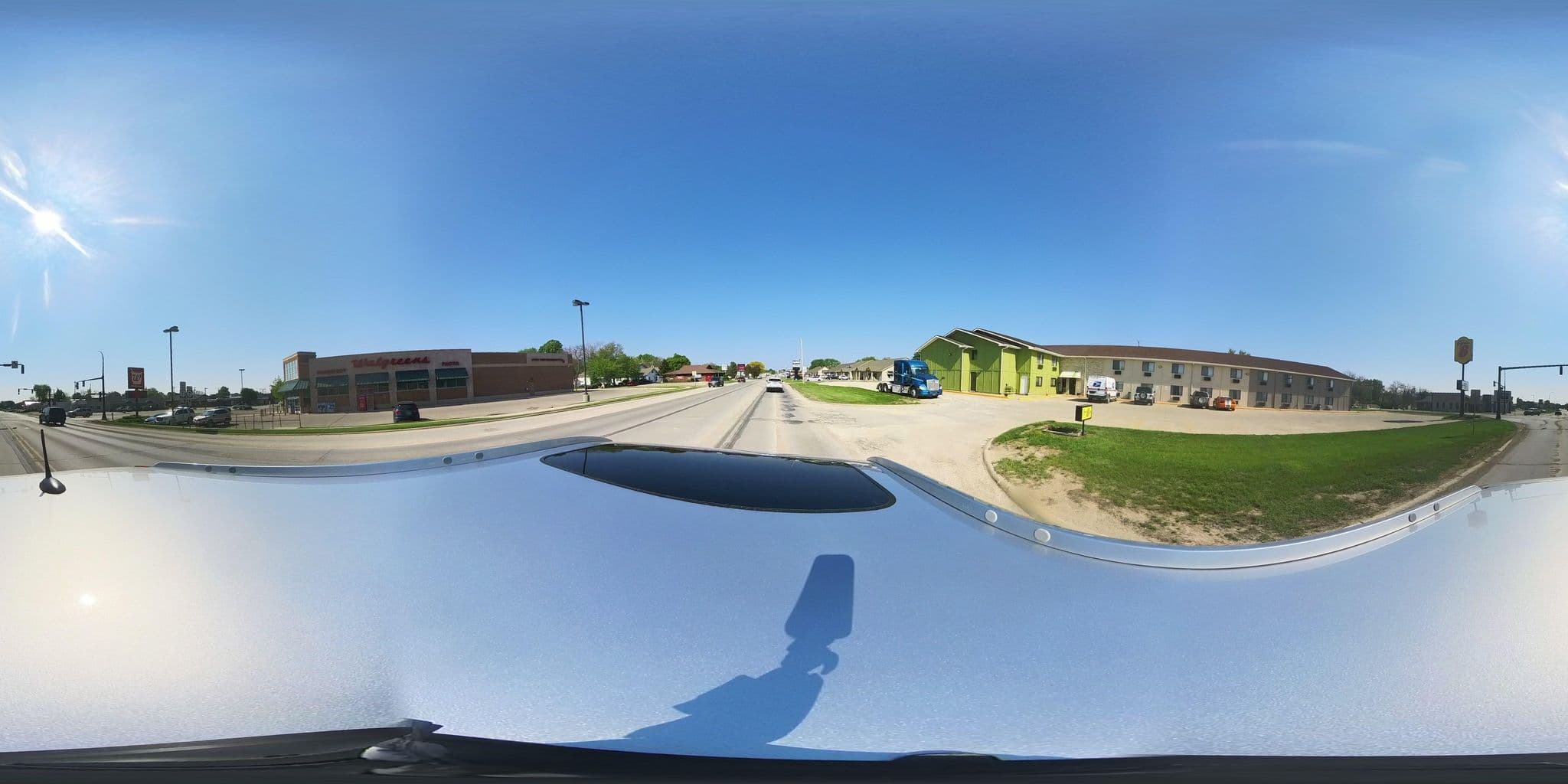 Street view near Super 8, Storm Lake — © Hopen111 (CC BY-SA · Mapillary)