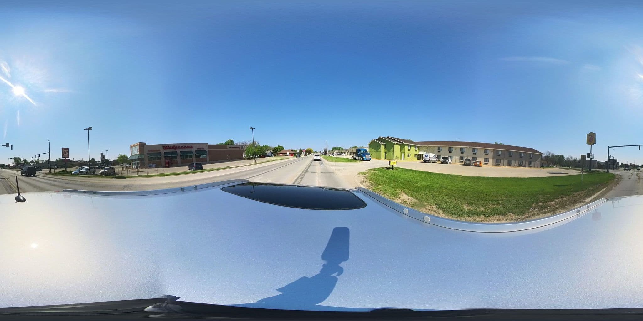 Street view near Wyndham Hotels & Resorts, Storm Lake — © Hopen111 (CC BY-SA · Mapillary)