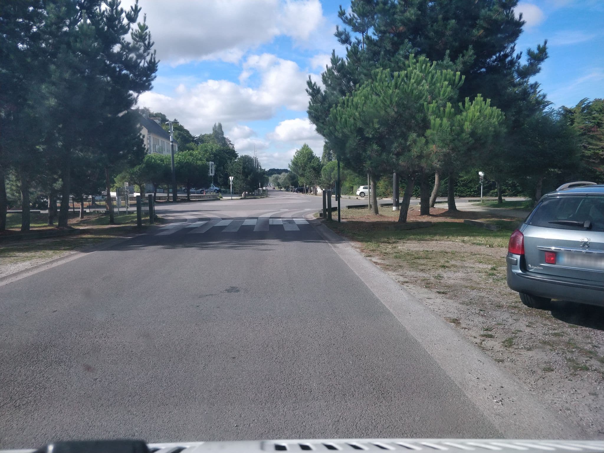 Street view near Hôtel Au Bon Accueil, Plurien — © raymond (CC BY-SA · Mapillary)