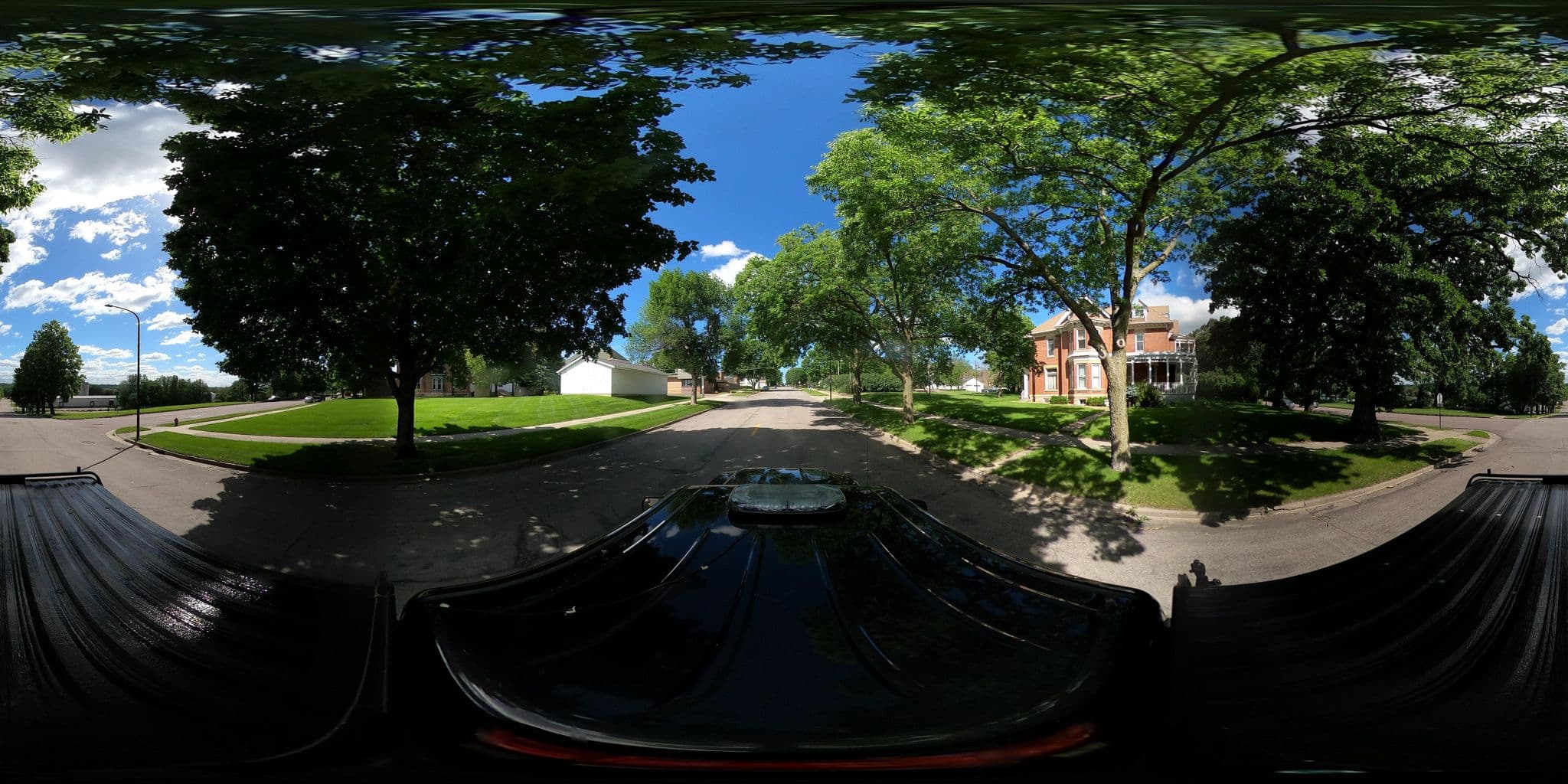 Street view near The Bohemian Bed & Breakfast, New Ulm — © andygappa (CC BY-SA · Mapillary)