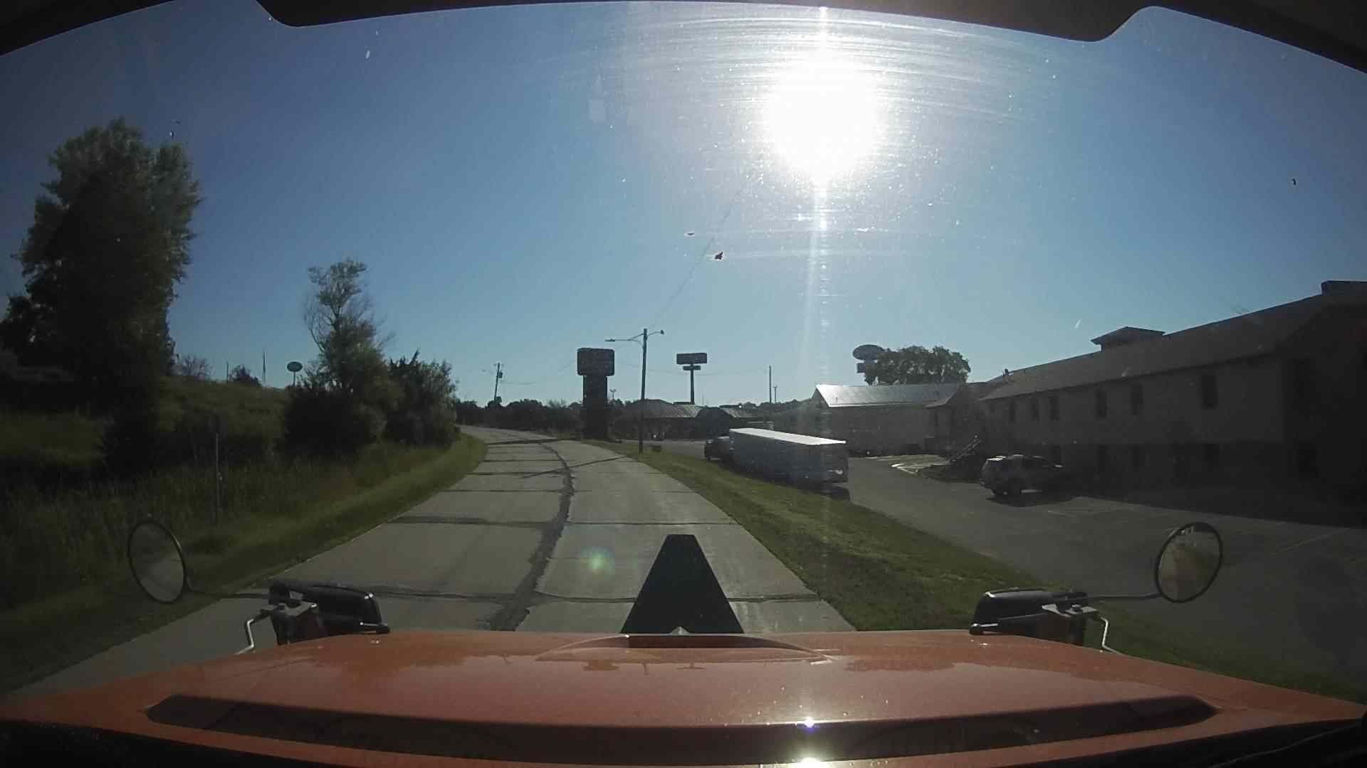 Street view near Choice Hotels, Prairie City — © drunneals1 (CC BY-SA · Mapillary)