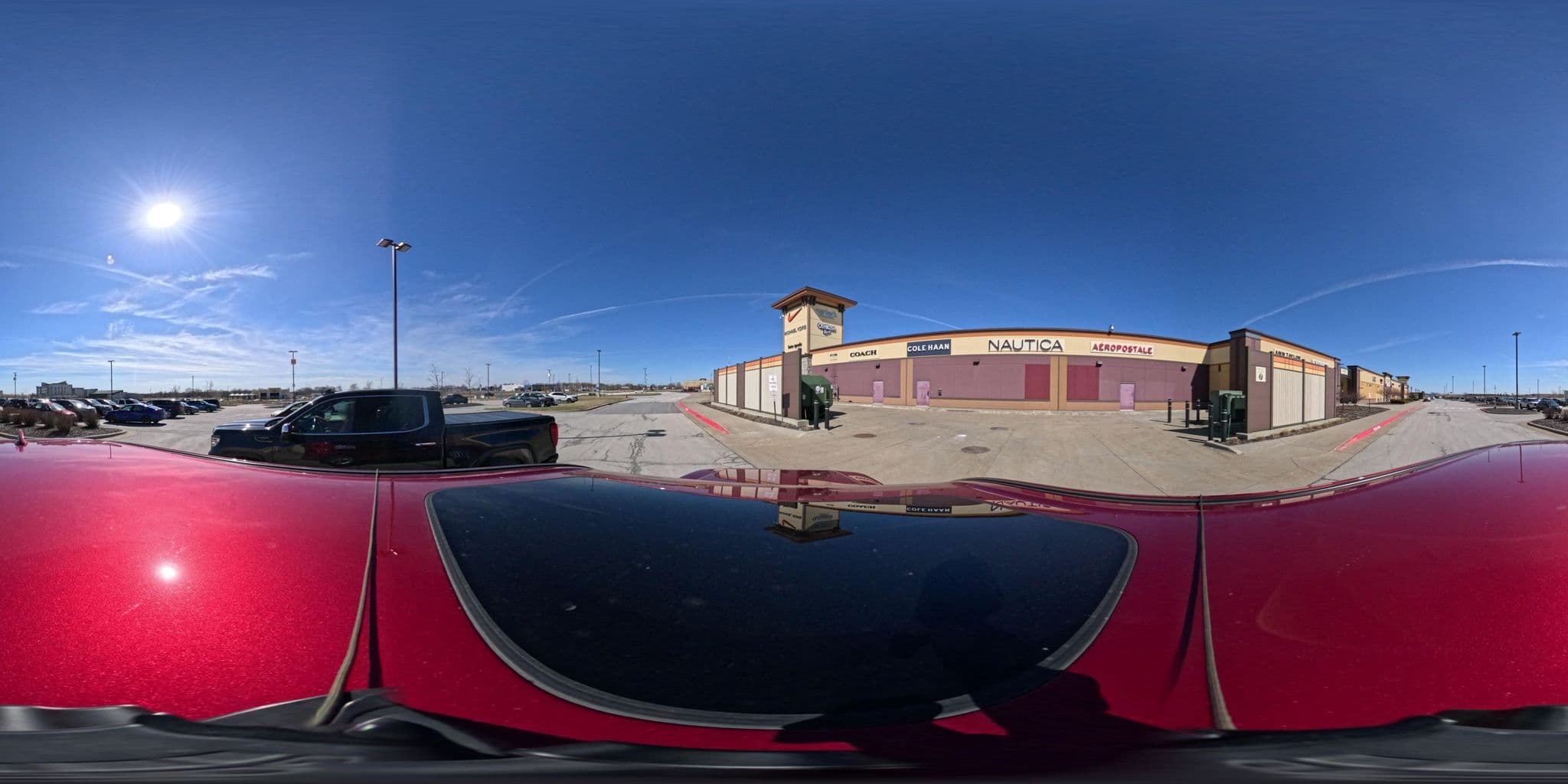 Street view near Motel 6, Bondurant — © Hopen111 (CC BY-SA · Mapillary)