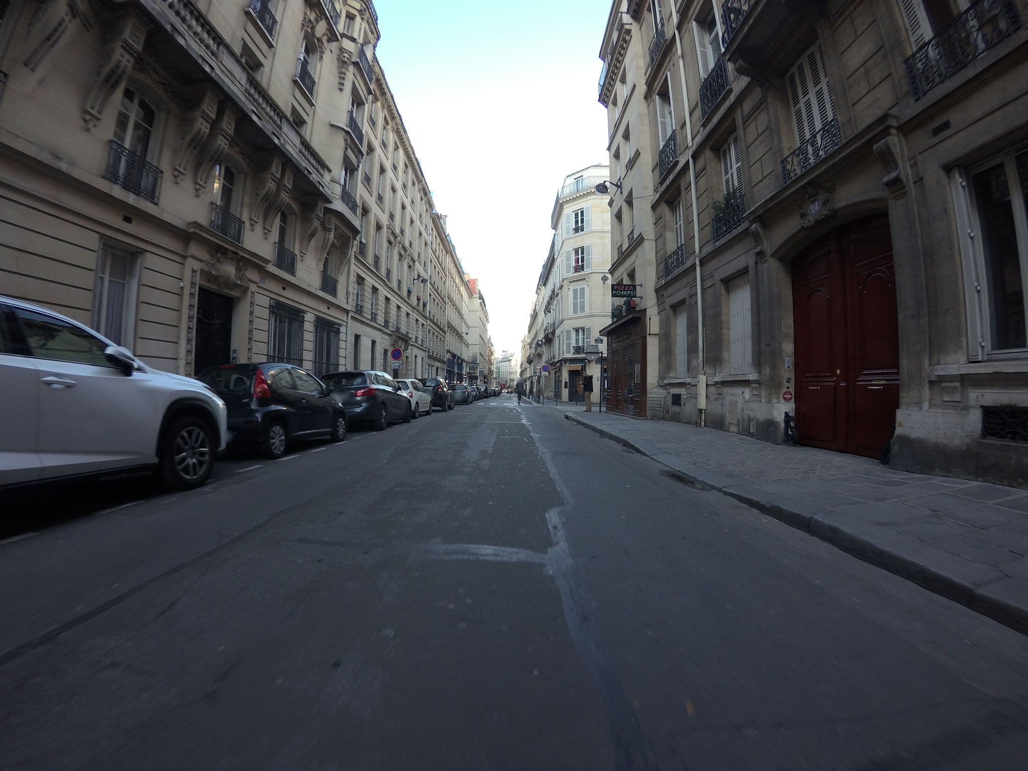 Street view near Royal Madeleine, Paris 08 Élysée