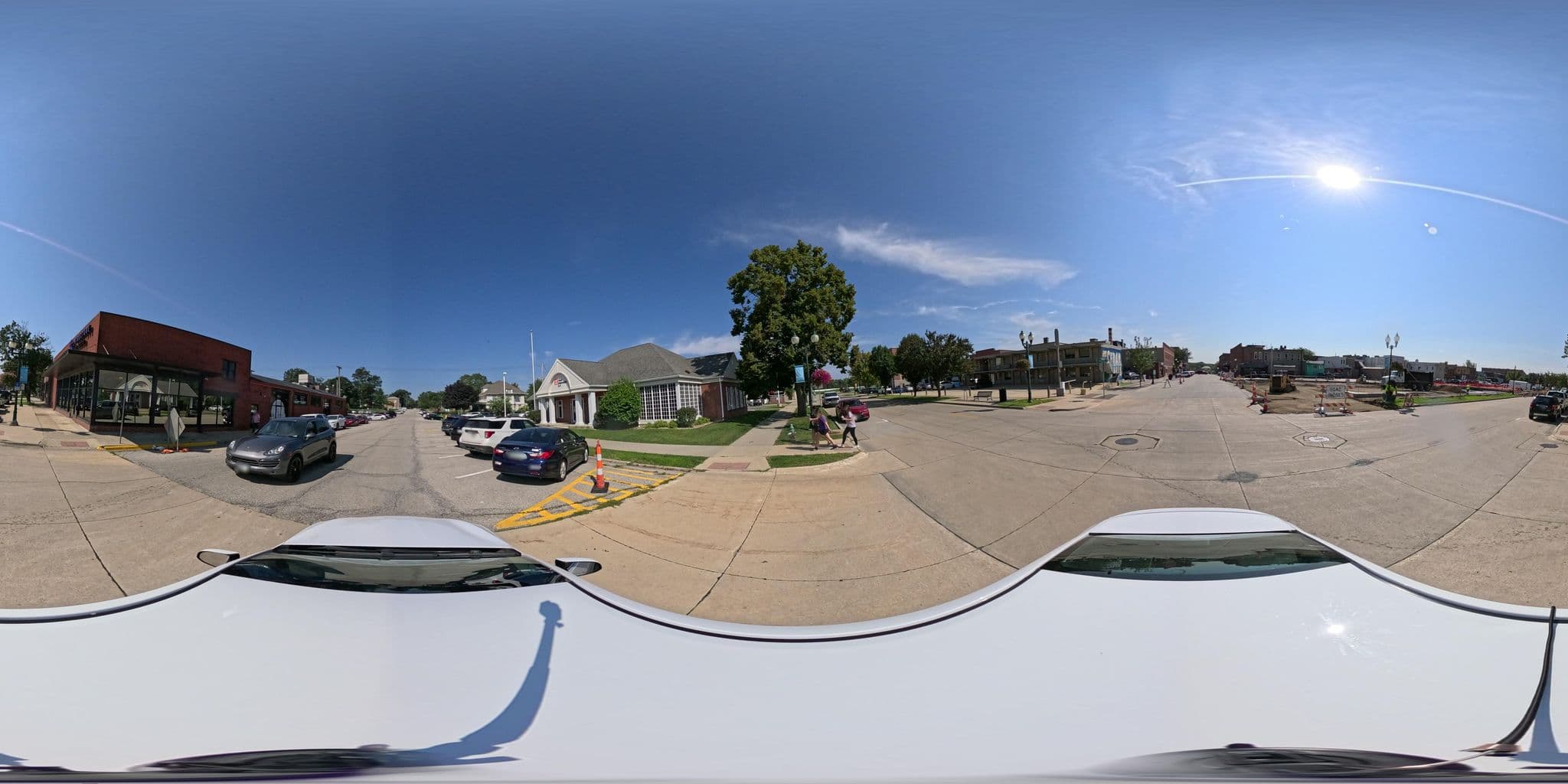 Street view near Trails End Lodge, Cedar Falls — © FeetAndInches (CC BY-SA · Mapillary)