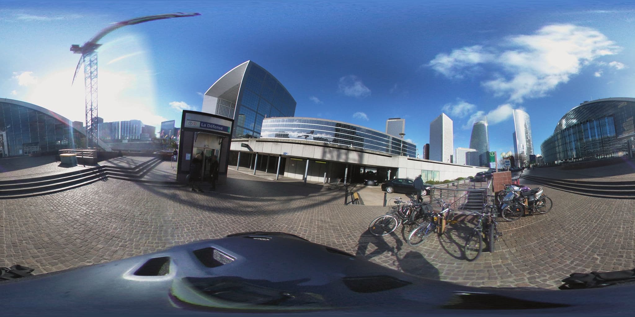 Street view near Hilton, La Defense — © simon_geovelo (CC BY-SA · Mapillary)