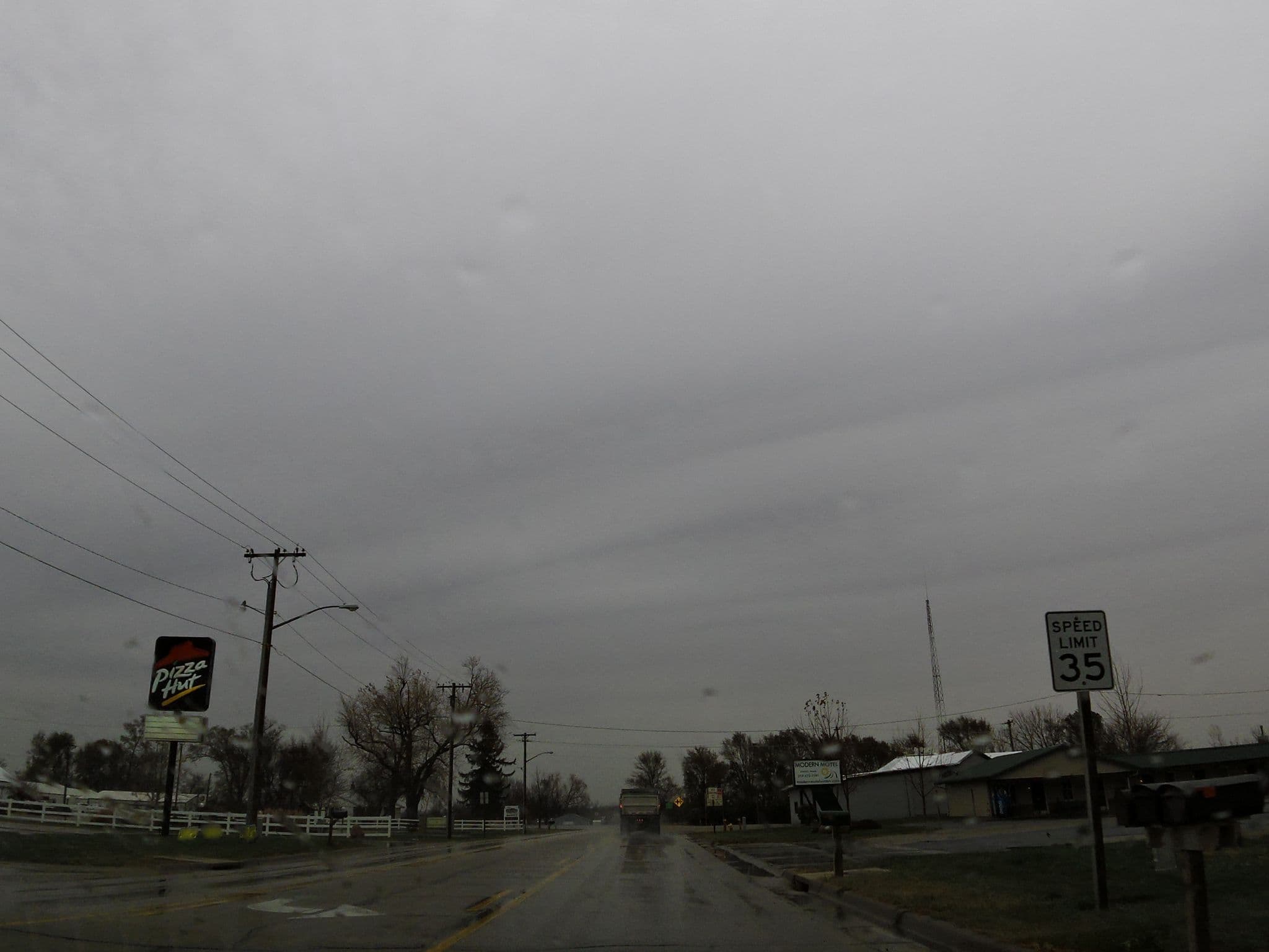 Street view near Modern Motel, La Porte City — © allen (CC BY-SA · Mapillary)