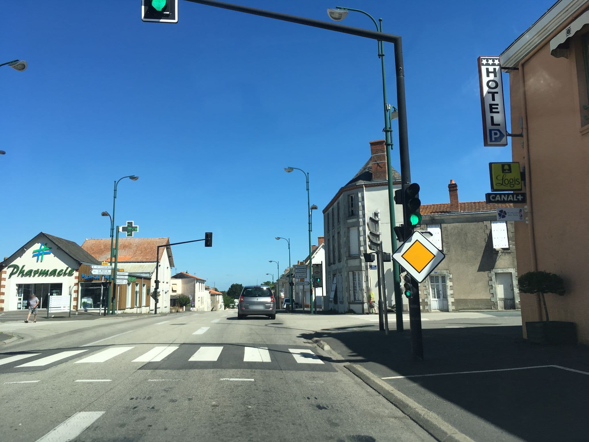 Street view near Le Grand Turc, Vendrennes — © mappy_sa (CC BY-SA · Mapillary)