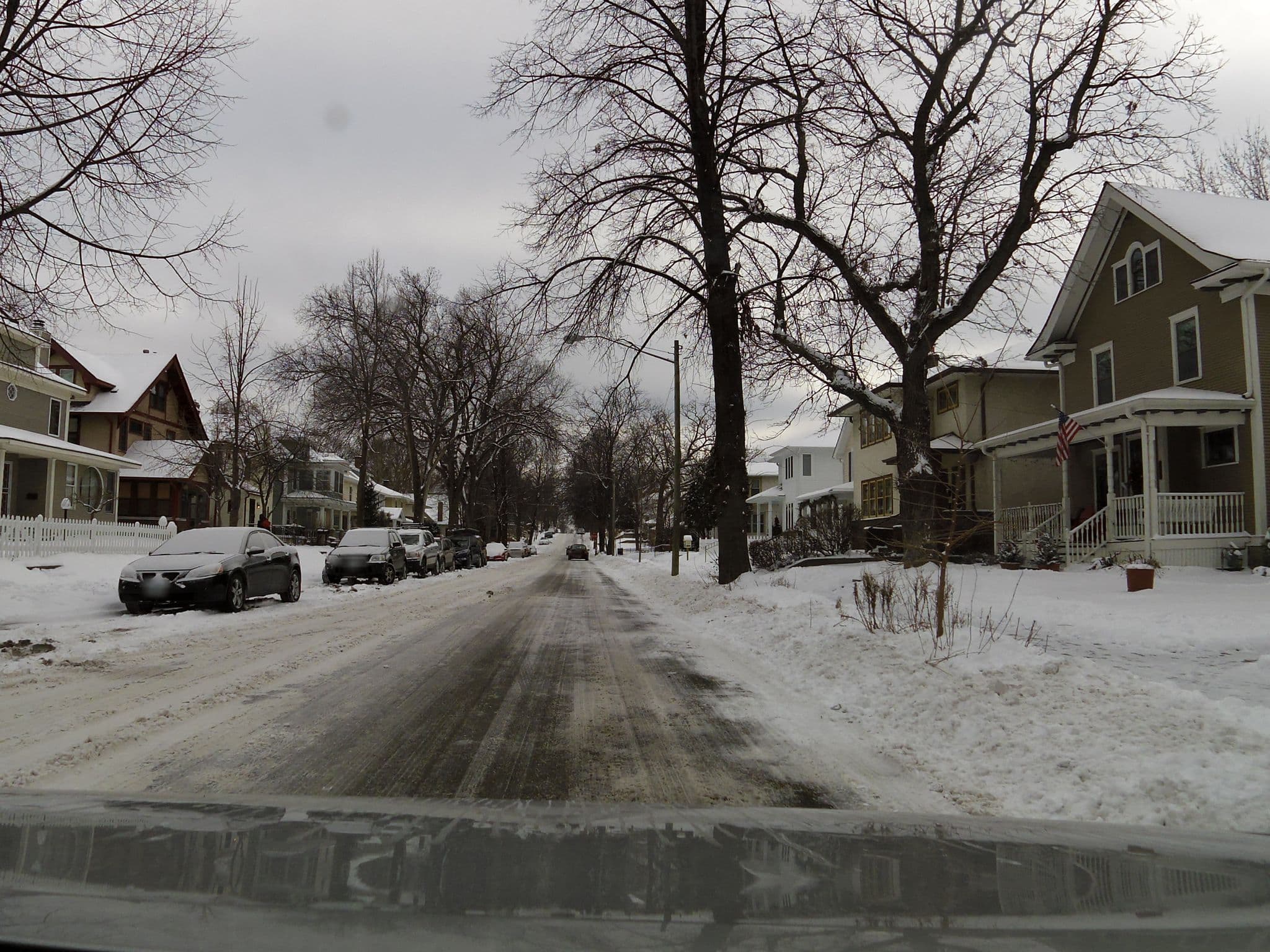 Street view near Barrett Bed and Breakfast, Saint Louis Park — © allen (CC BY-SA · Mapillary)