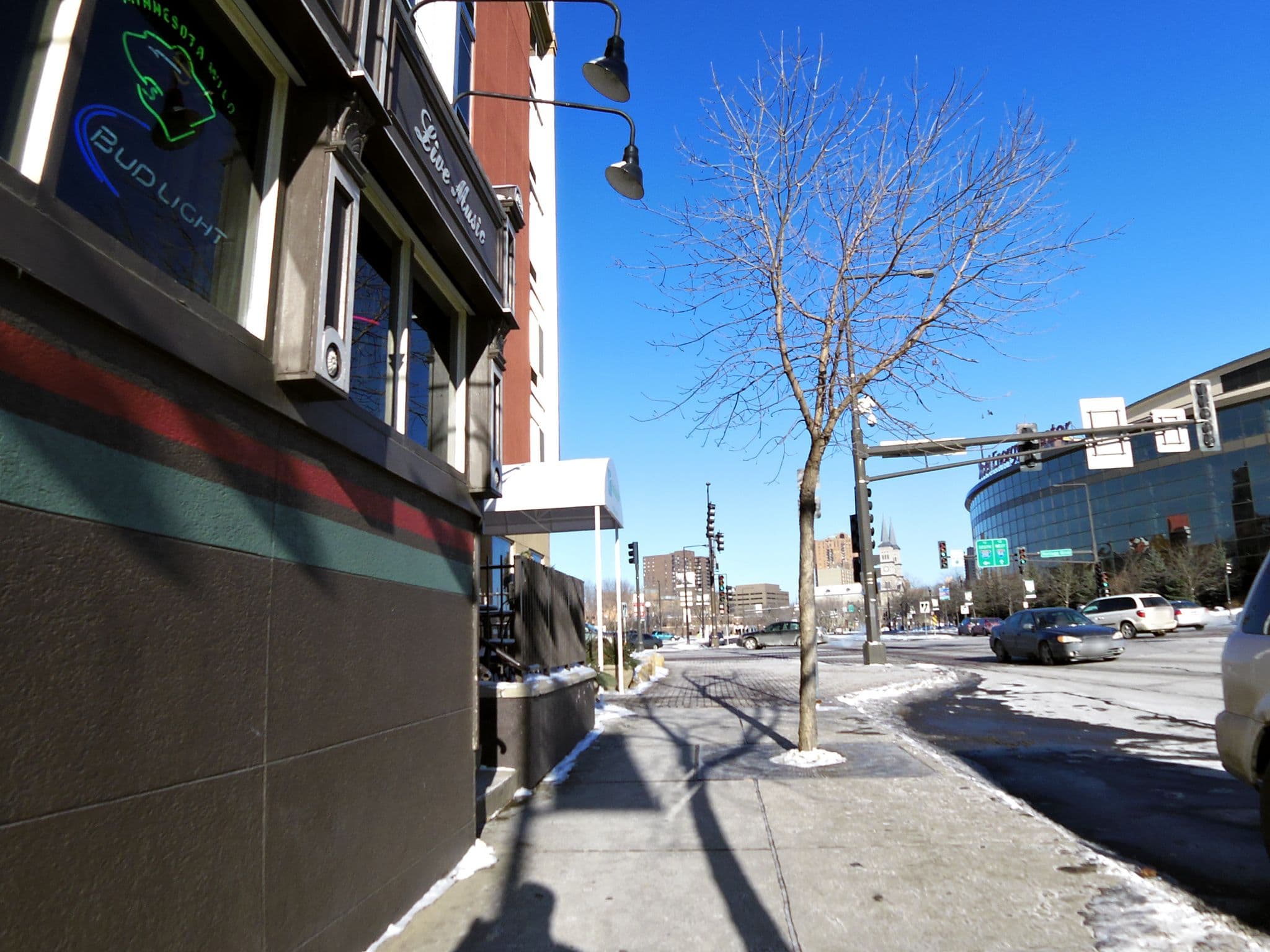 Street view near Holiday Inn Pool Lounge, Saint Paul — © allen (CC BY-SA · Mapillary)