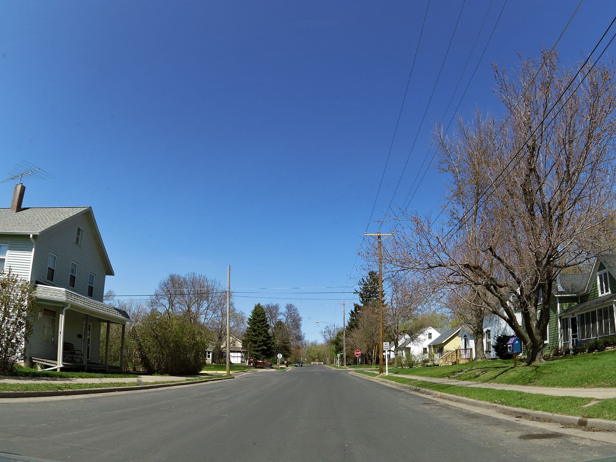 Street view near Harris Hotel, Historic Location, North Hudson — © allen (CC BY-SA · Mapillary)