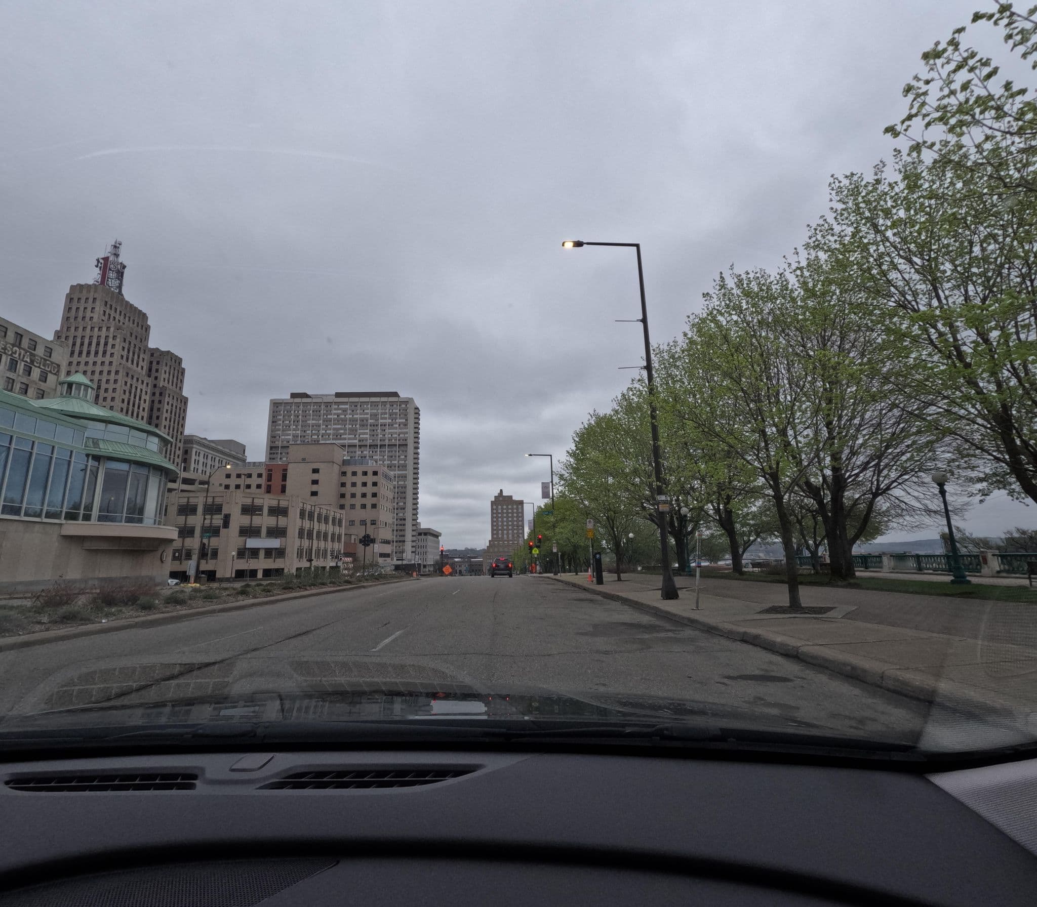 Street view near Mn Grand Ballroom, Saint Paul — © allen (CC BY-SA · Mapillary)