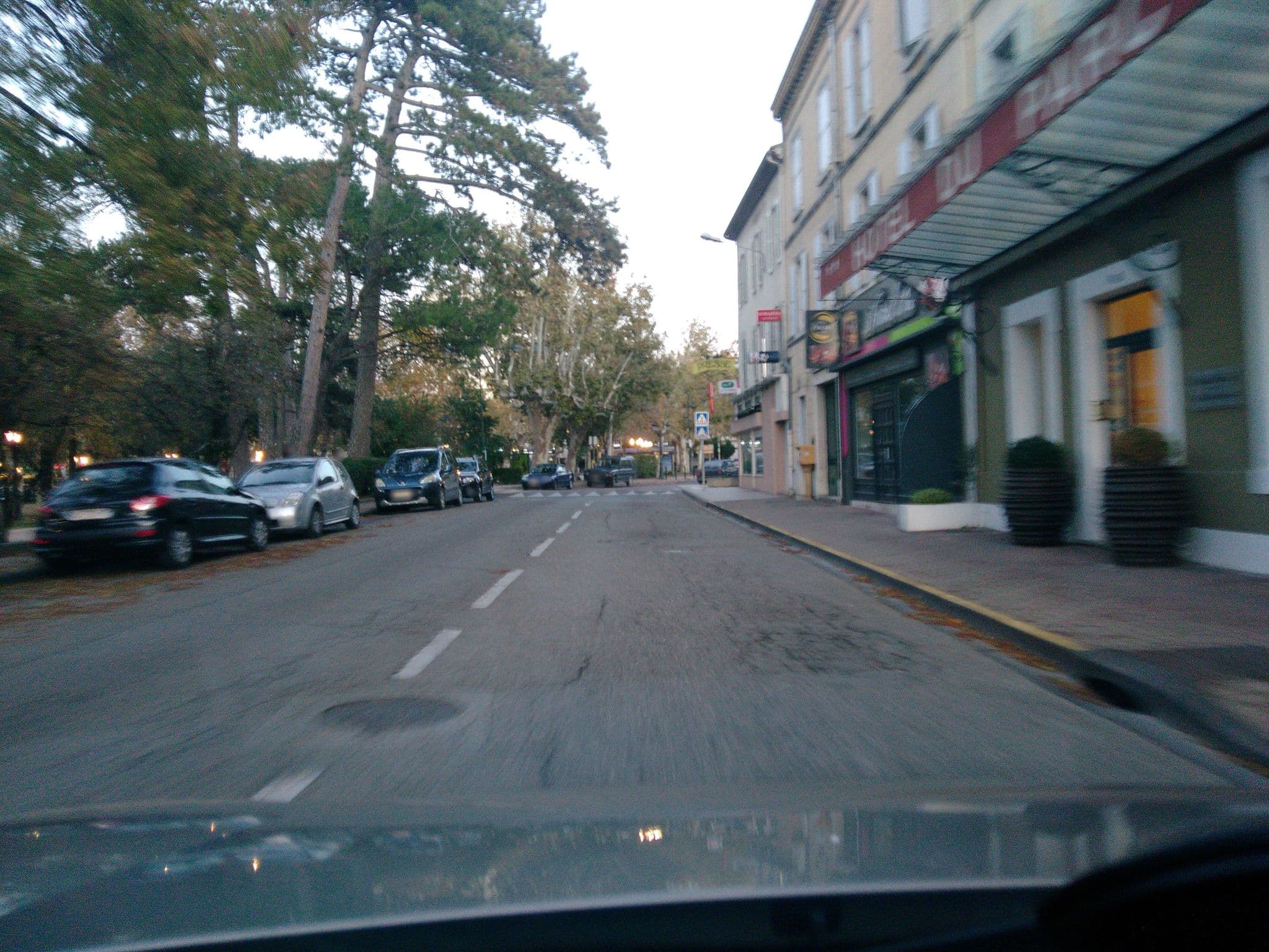 Street view near Hôtel du Parc, Montélimar — © hedaide (CC BY-SA · Mapillary)