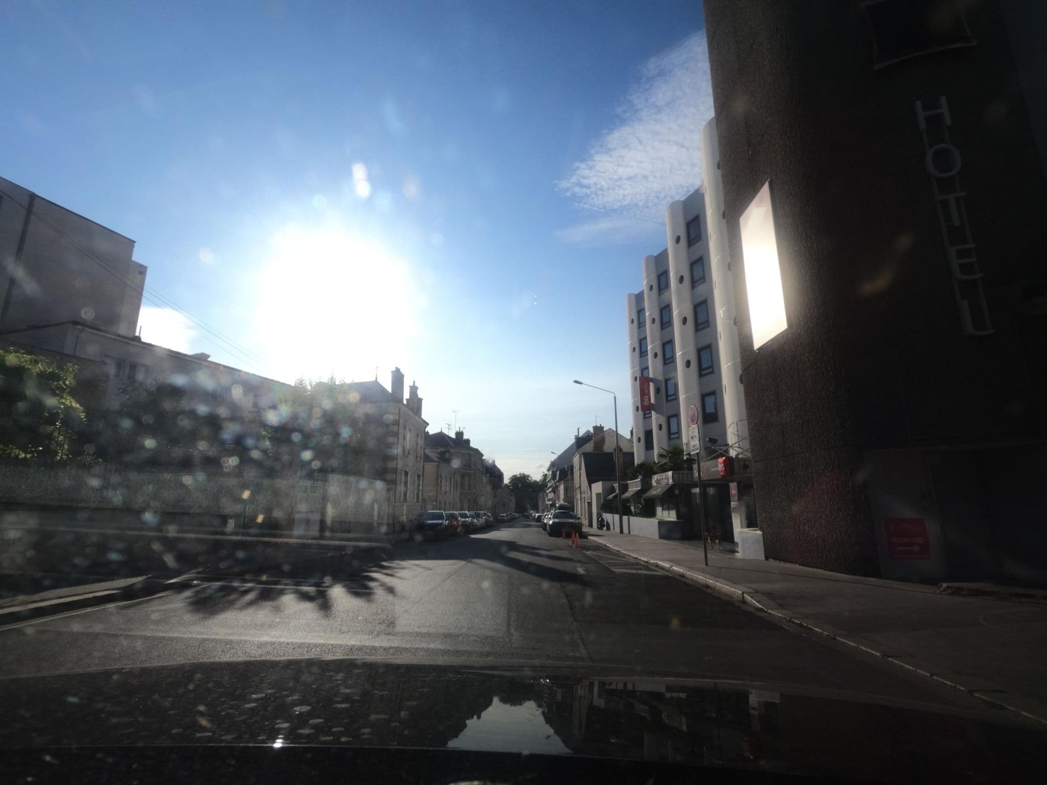 Street view near Ibis, Orléans — © uwekoch (CC BY-SA · Mapillary)