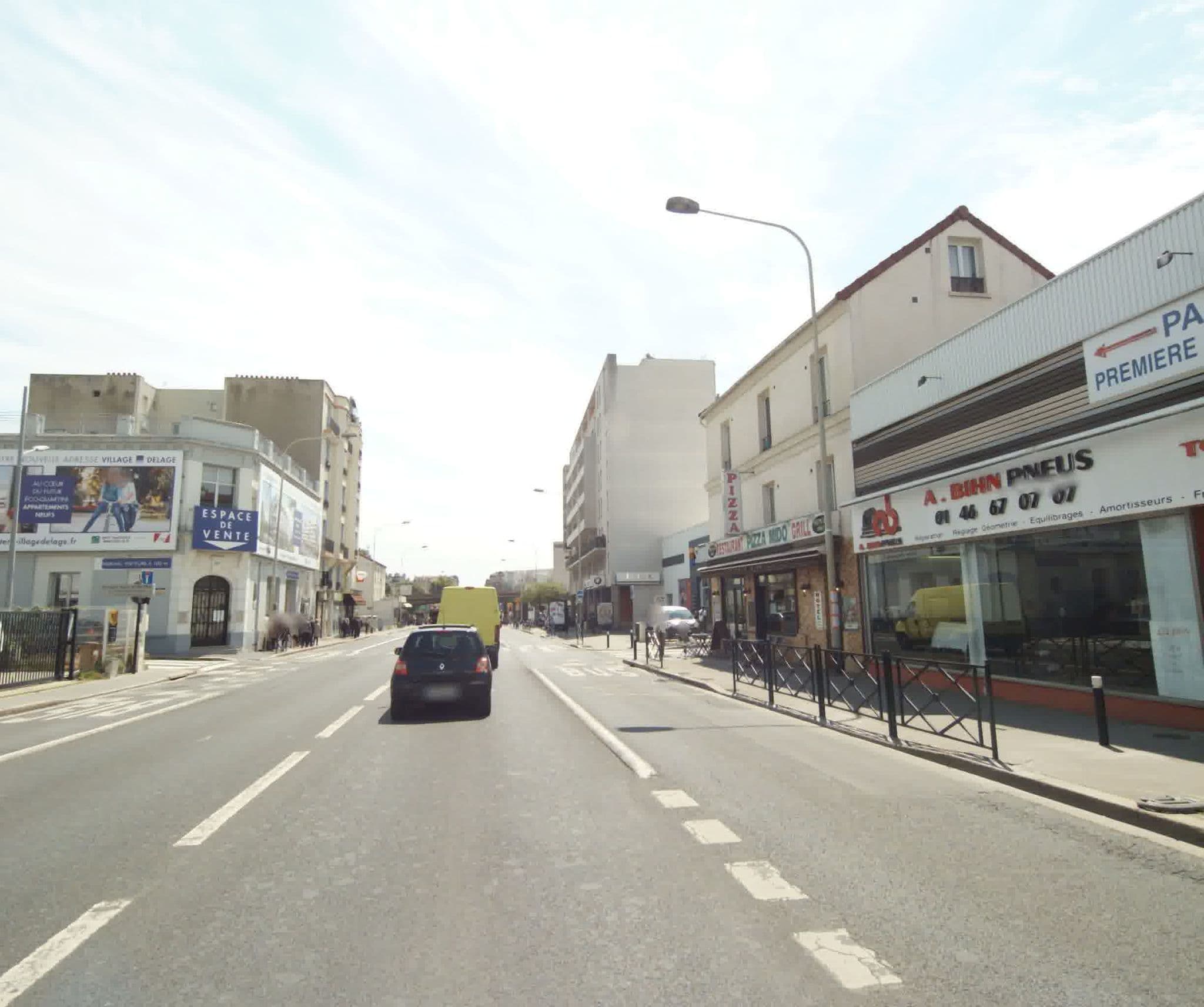Street view near Pizza Mido, Courbevoie — © sogefi (CC BY-SA · Mapillary)