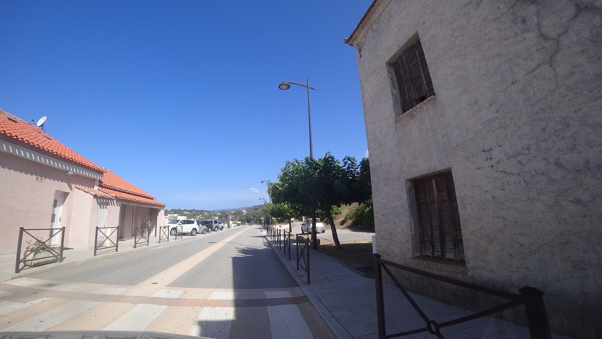 Street view near Les flots bleus, Appietto — © yod4z (CC BY-SA · Mapillary)