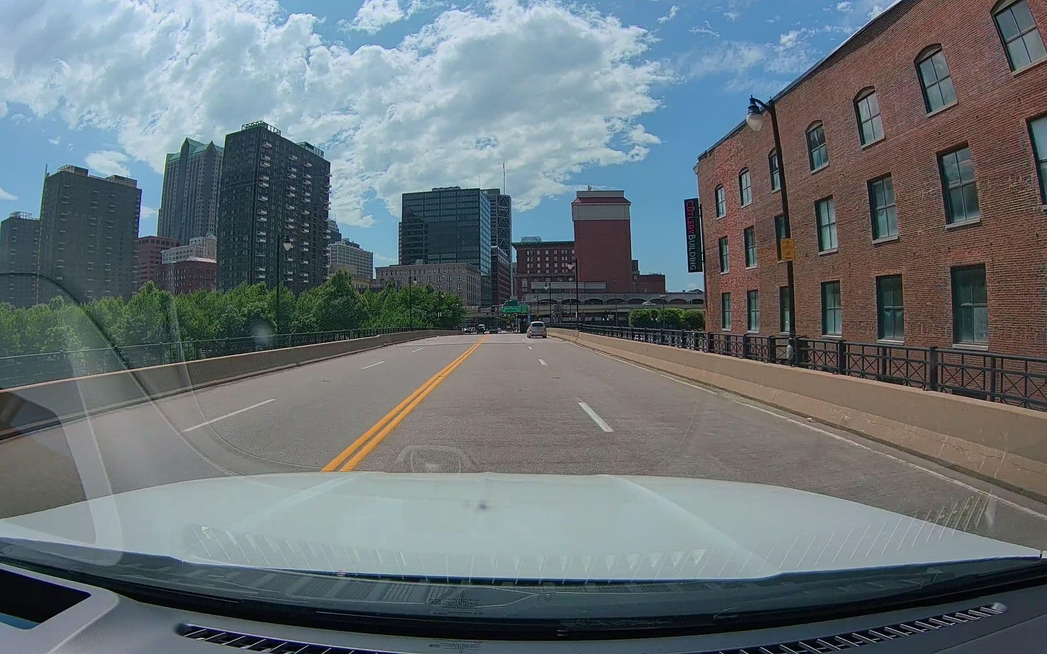 Street view near Hampton Inn Hotel Pool, St. Louis — © aftcpics471 (CC BY-SA · Mapillary)