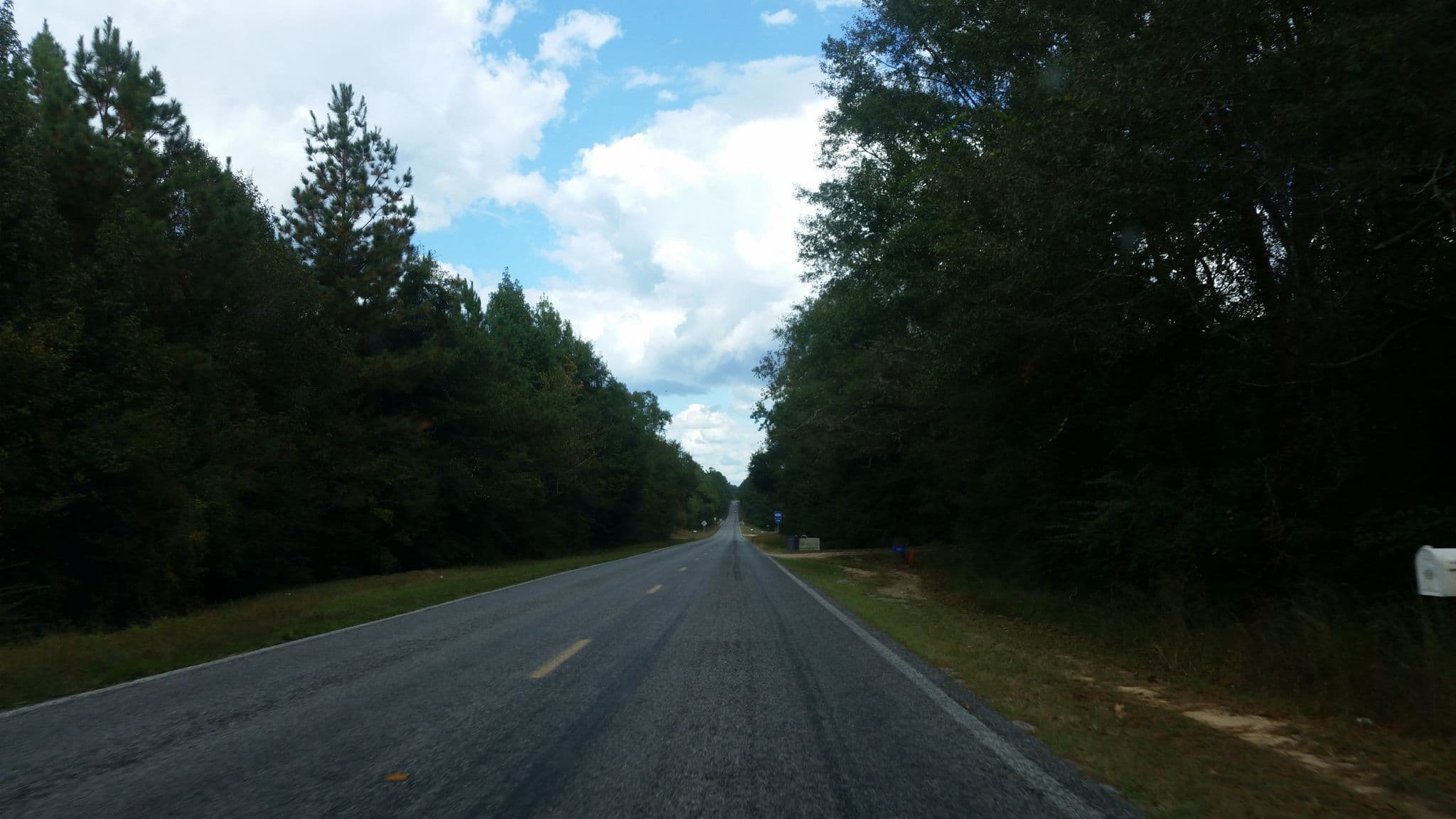 Street view near Magnolia Sands RV Park, Wiggins — © caboosey (CC BY-SA · Mapillary)