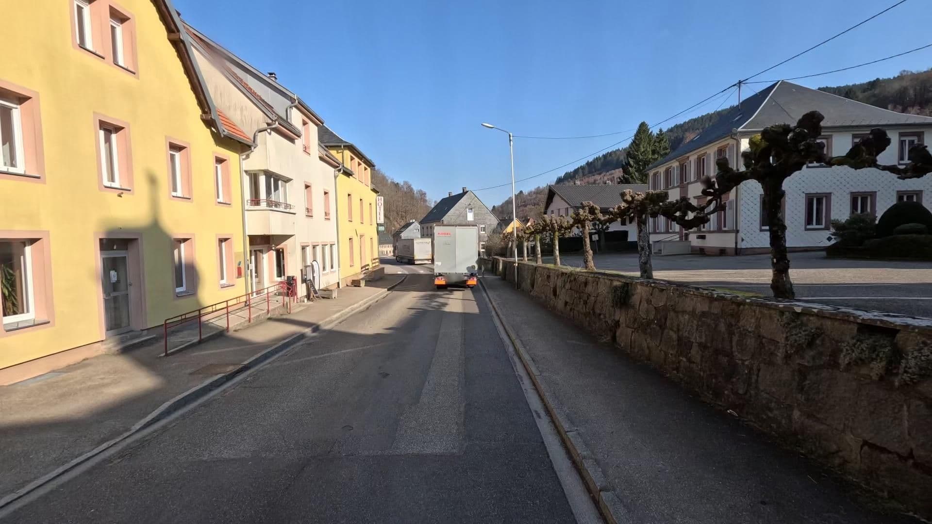 Street view near Hôtel de la Poste, Lapoutroie — © bct (CC BY-SA · Mapillary)