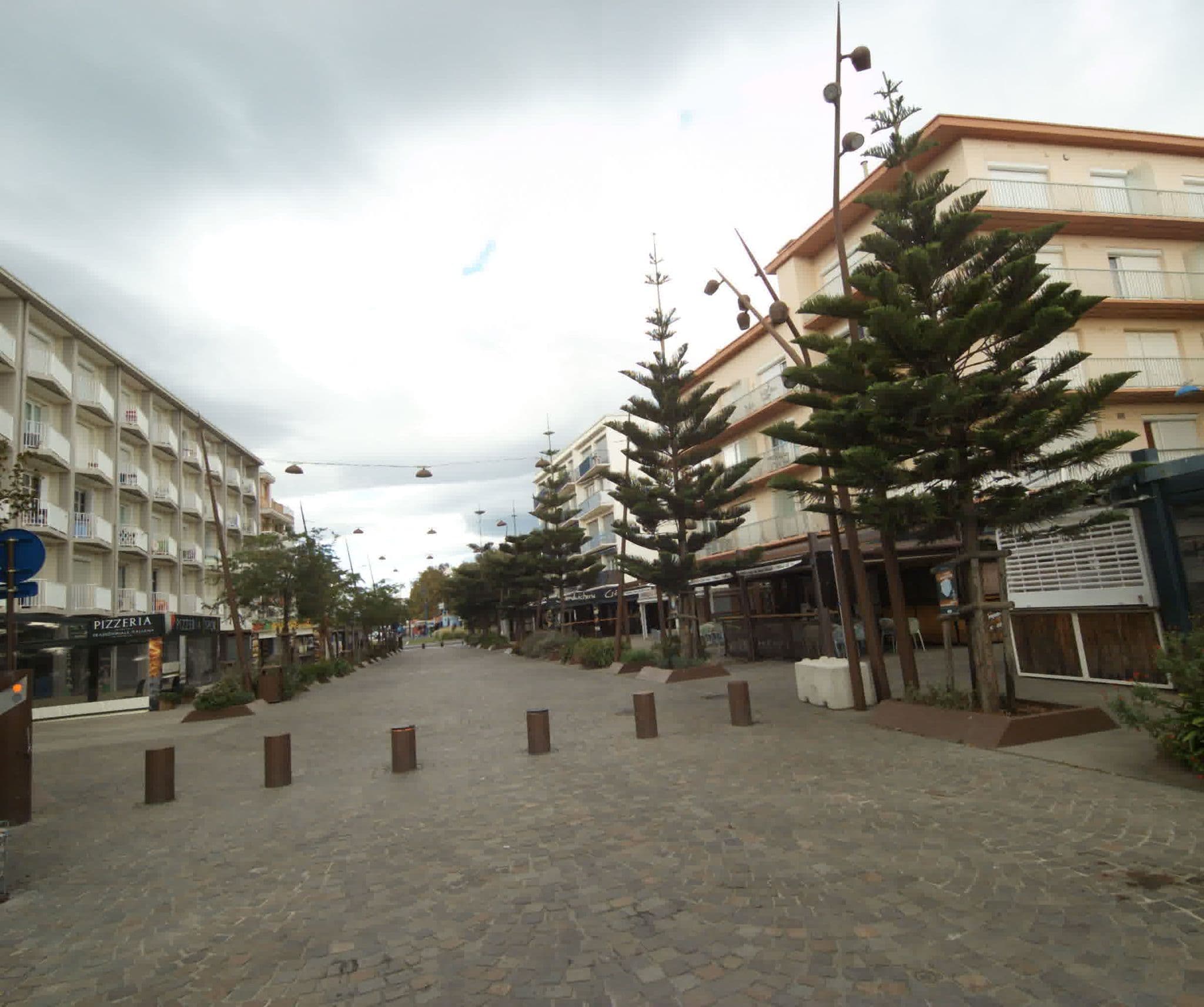 Street view near Beau Rivage, Argeles — © sogefi (CC BY-SA · Mapillary)