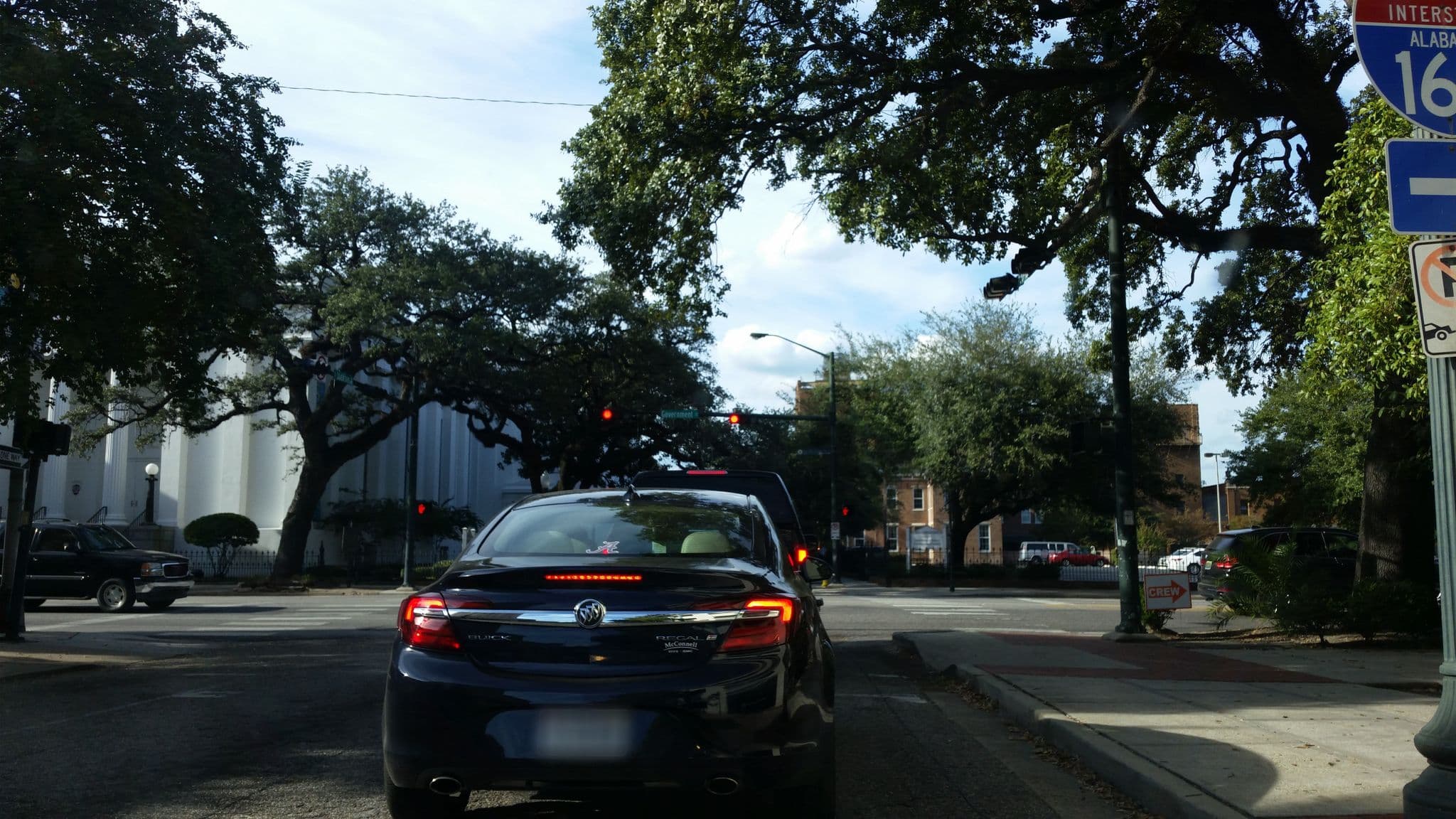 Street view near Holiday Inn Outdoor Pool, Mobile — © caboosey (CC BY-SA · Mapillary)