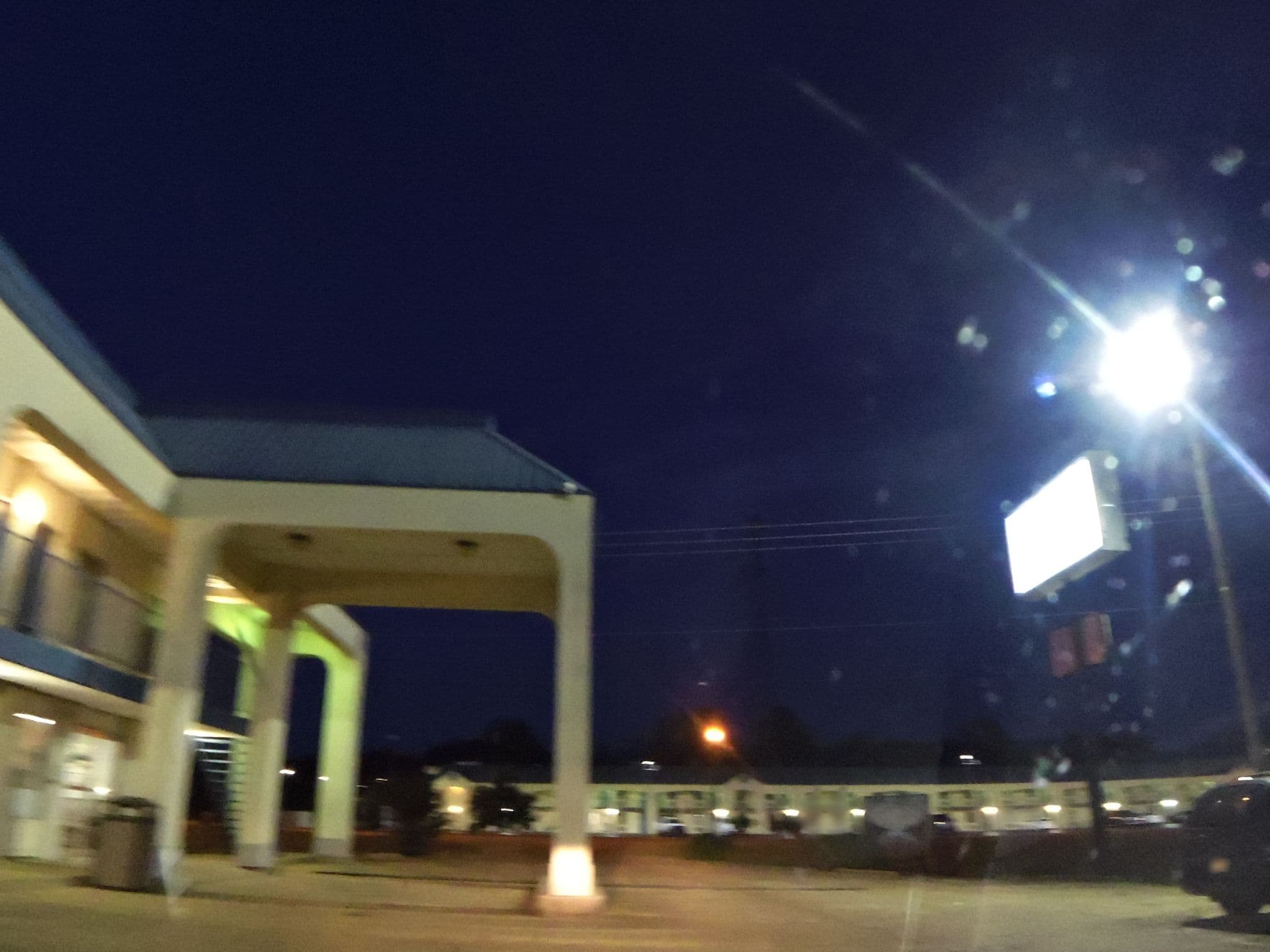 Street view near Western Motel, Nellieburg — © allen (CC BY-SA · Mapillary)