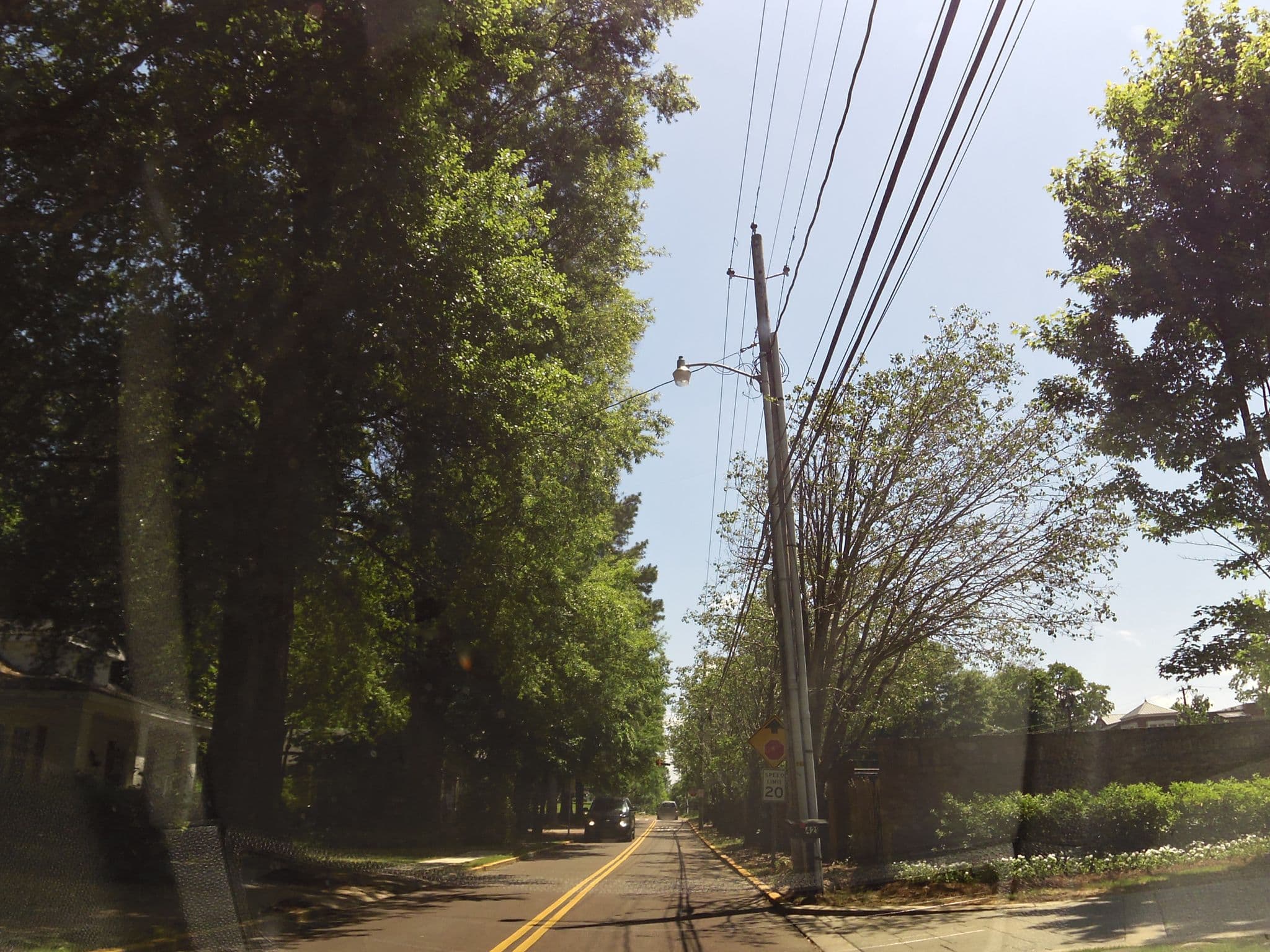 Street view near Holiday Inn Pool, Oxford — © allen (CC BY-SA · Mapillary)