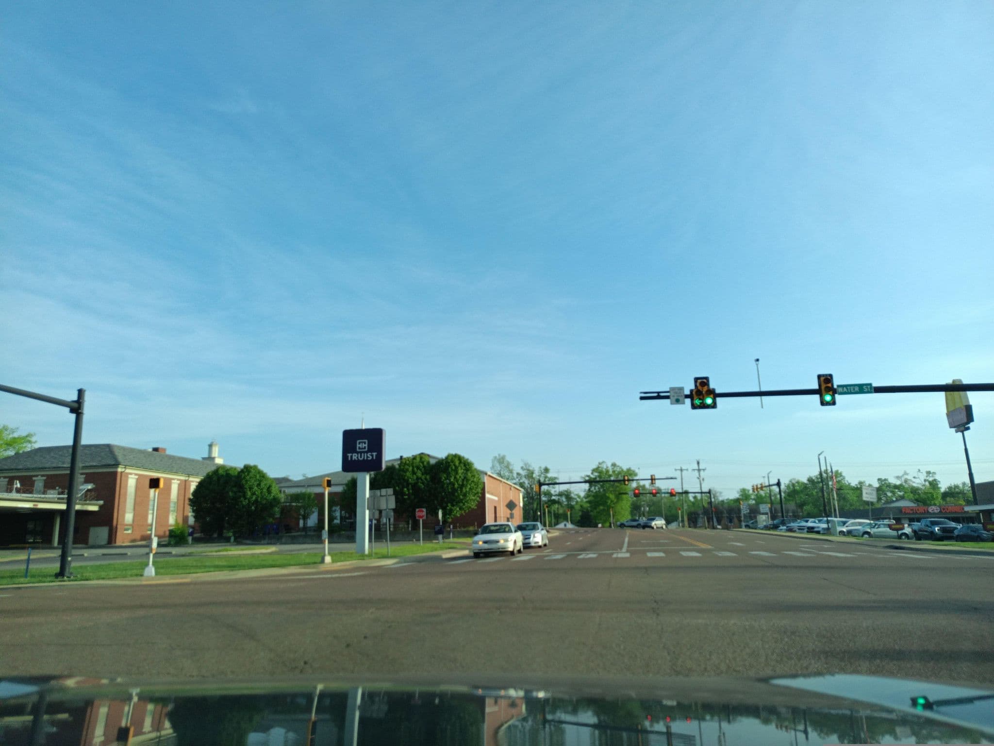 Street view near Wildcat Lodge, Crump — © apmwa (CC BY-SA · Mapillary)