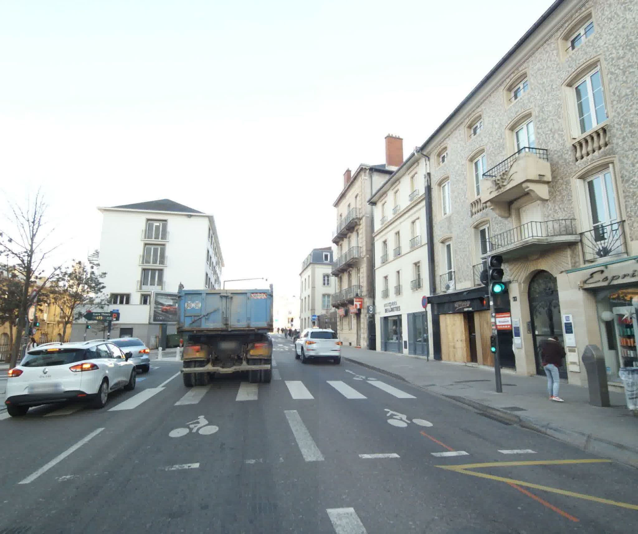 Street view near Hôtel de Flore, Nancy — © sogefi (CC BY-SA · Mapillary)
