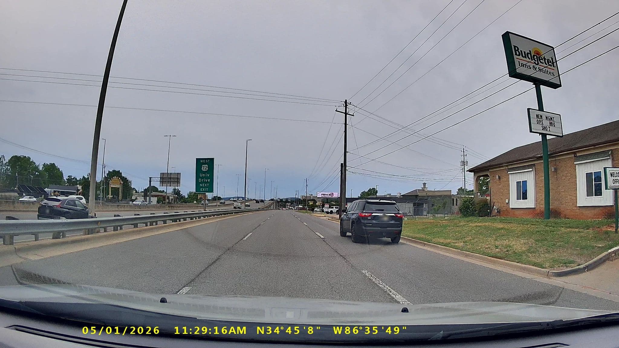 Street view near Americas Best Value Inn Huntsville, Huntsville — © argwx256 (CC BY-SA · Mapillary)