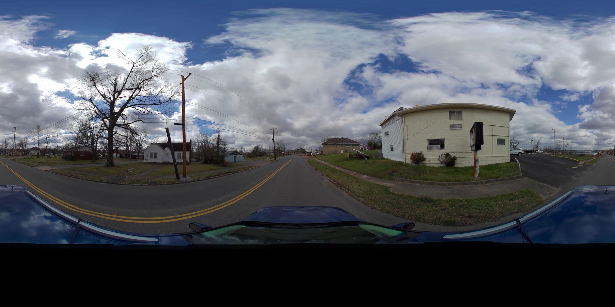 Street view near Budget Inn, Mayfield — © dreamstructures (CC BY-SA · Mapillary)
