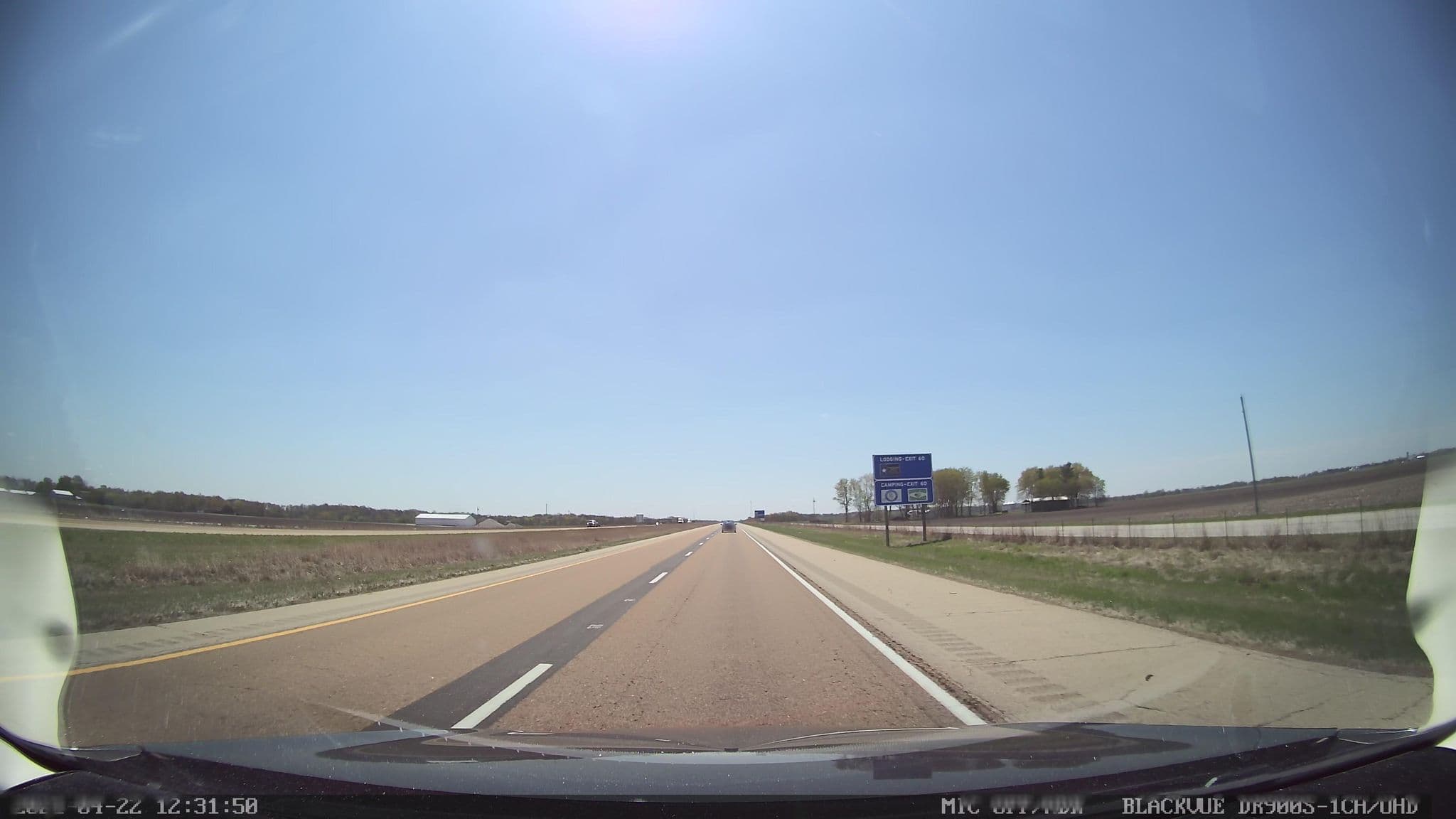 Street view near sheraton city center, Carlinville — © smichae (CC BY-SA · Mapillary)