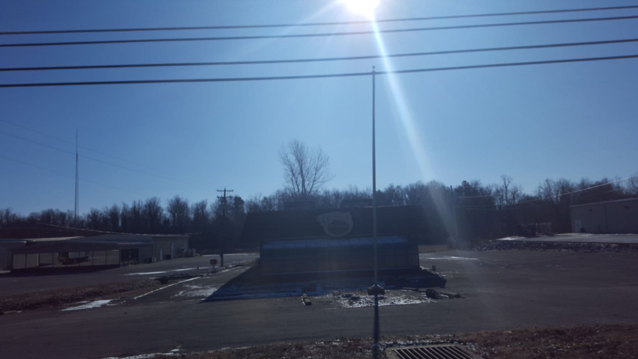 Street view near Royal Inn and Suites, Rosiclare — © jbthemilker (CC BY-SA · Mapillary)