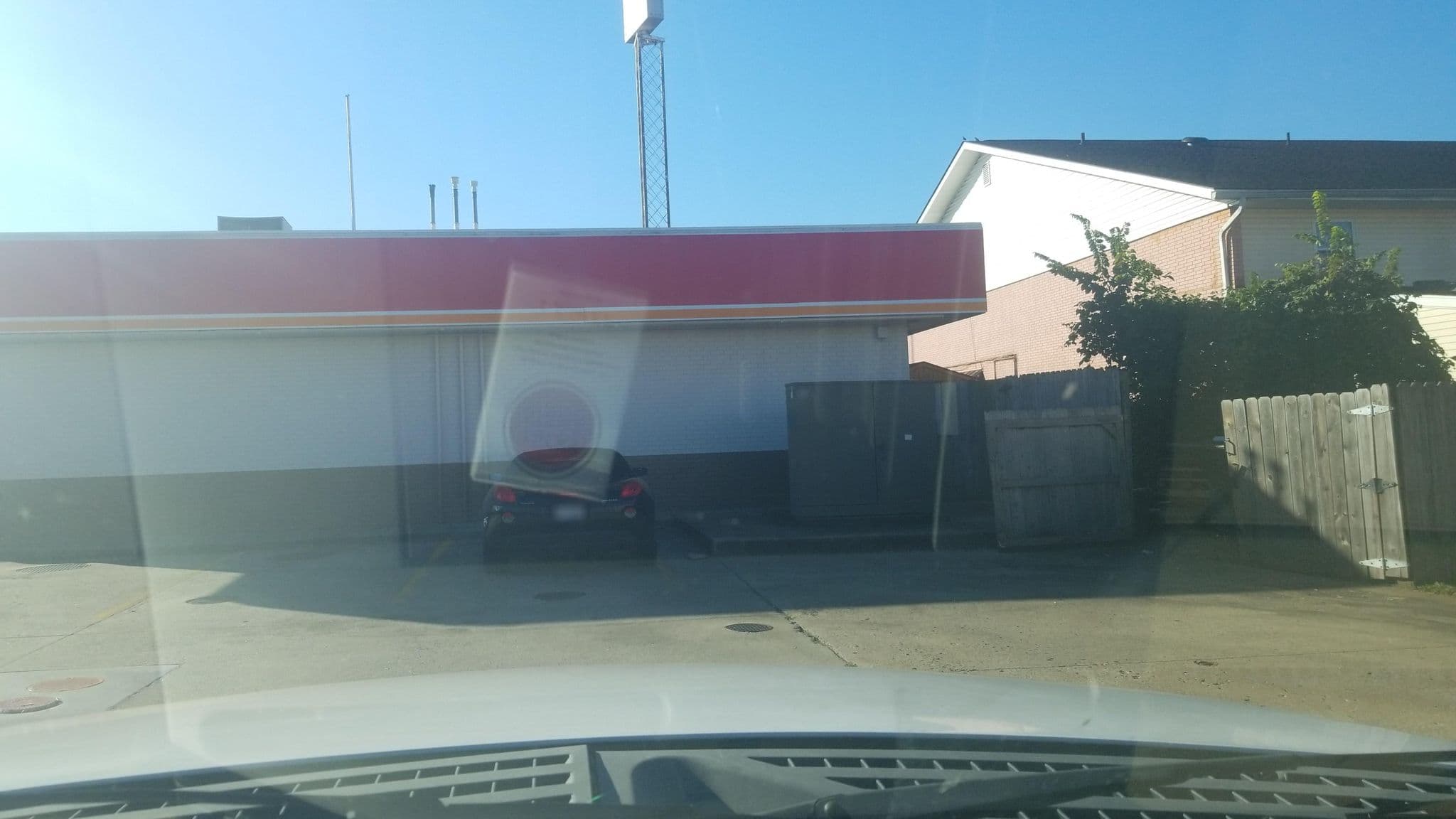 Street view near Days Inn Marion, Energy — © Dale_Hat (CC BY-SA · Mapillary)