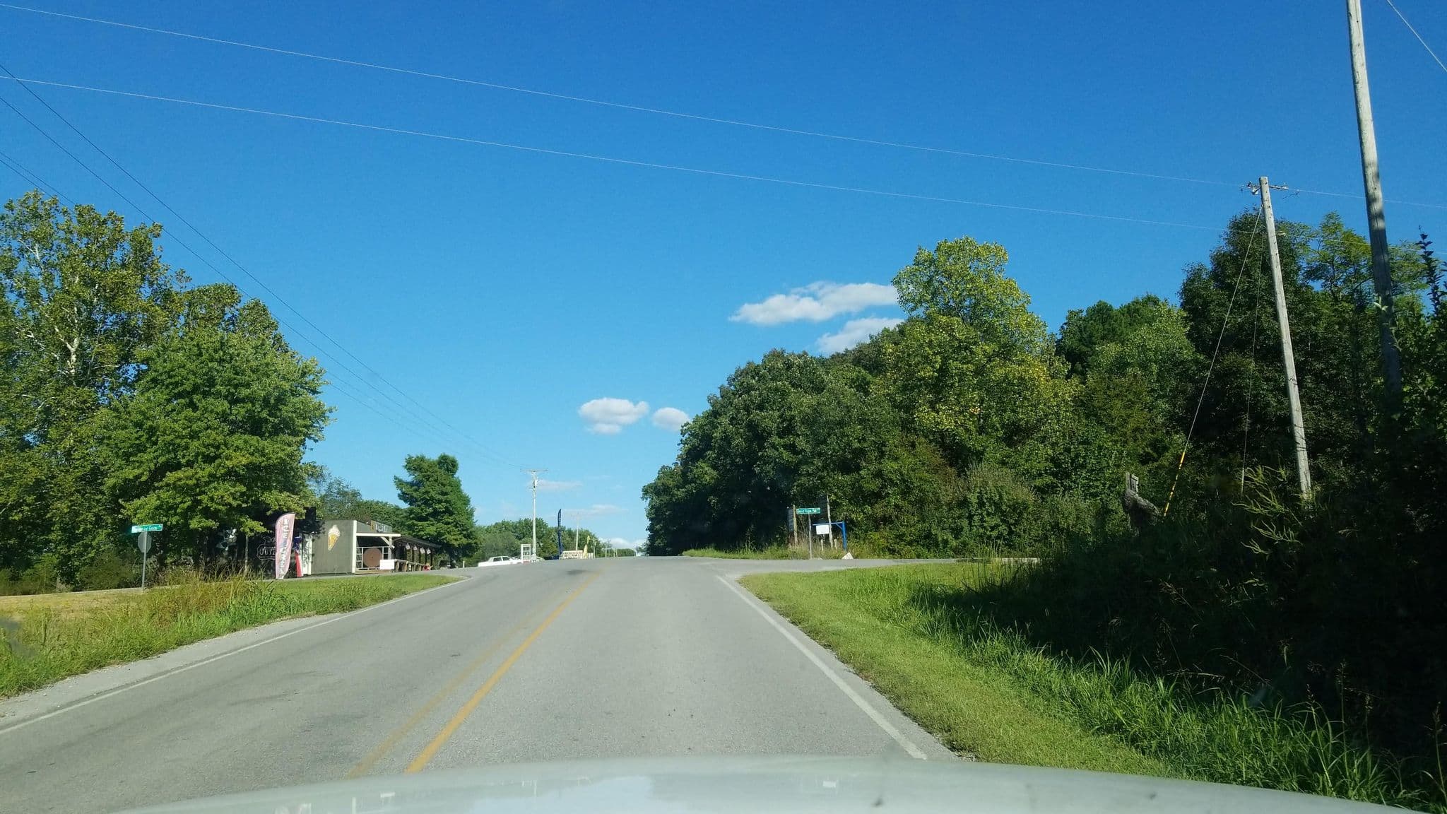 Street view near Shawnee Forest Cabins, Rosiclare — © Dale_Hat (CC BY-SA · Mapillary)