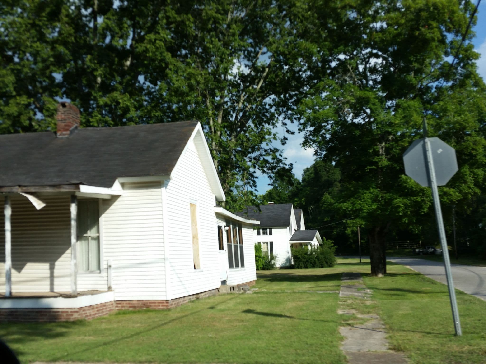Street view near Ridgetop Bed and Breakfast, Hohenwald — © allen (CC BY-SA · Mapillary)
