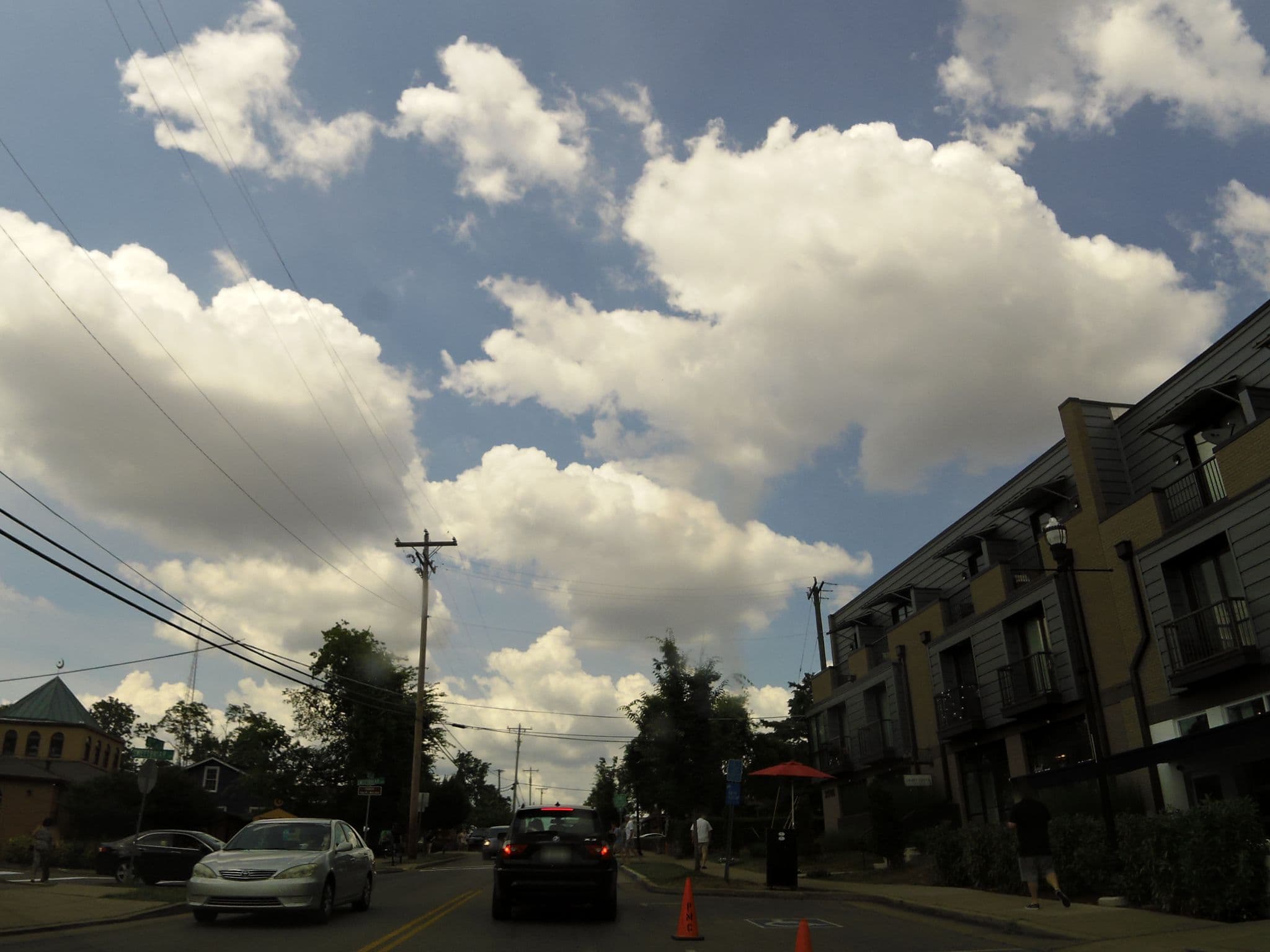 Street view near Oliver Guest House at 12 South, Nashville — © allen (CC BY-SA · Mapillary)