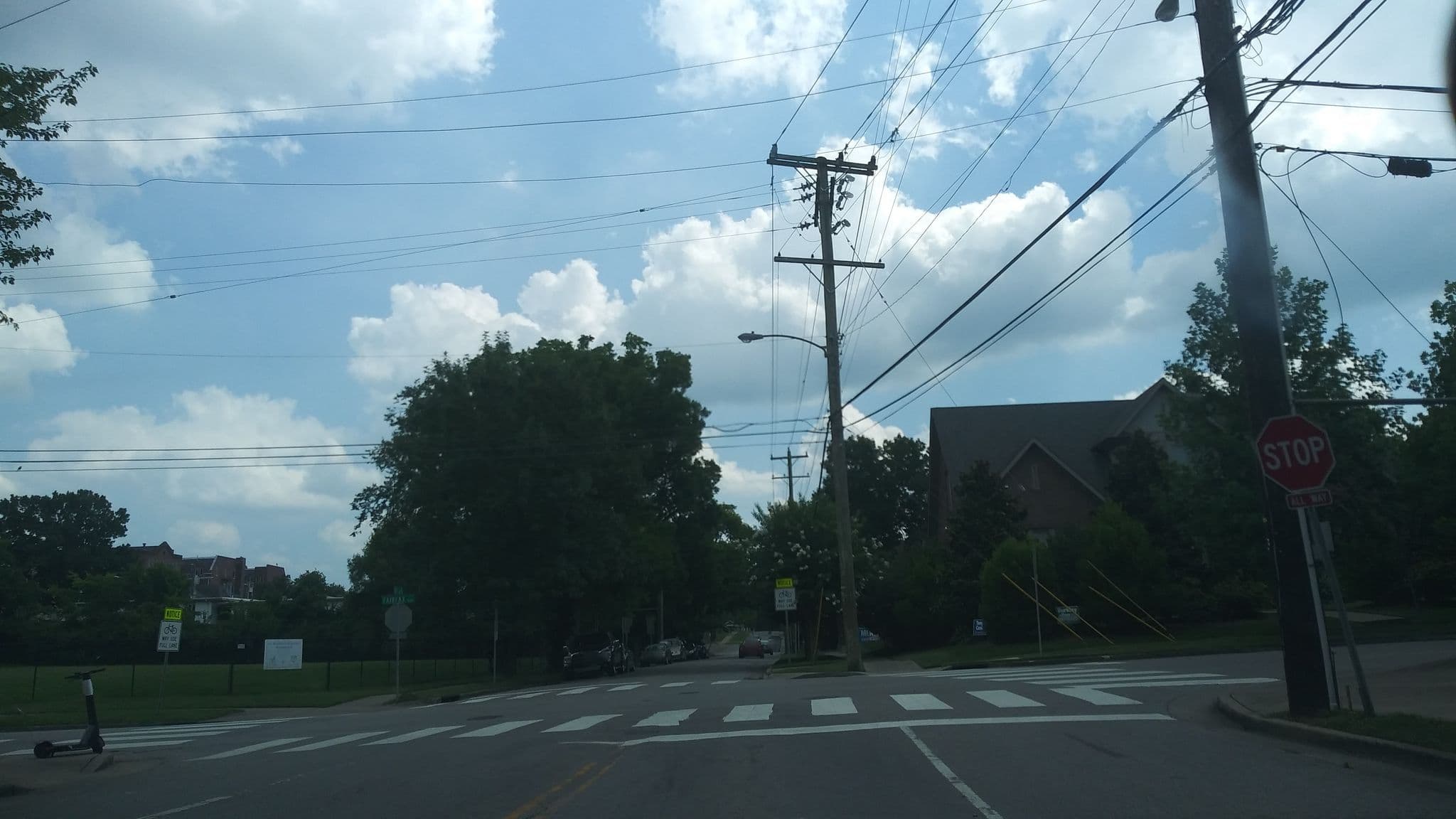 Street view near Ronald McDonald House, Nashville — © theelizabeth (CC BY-SA · Mapillary)