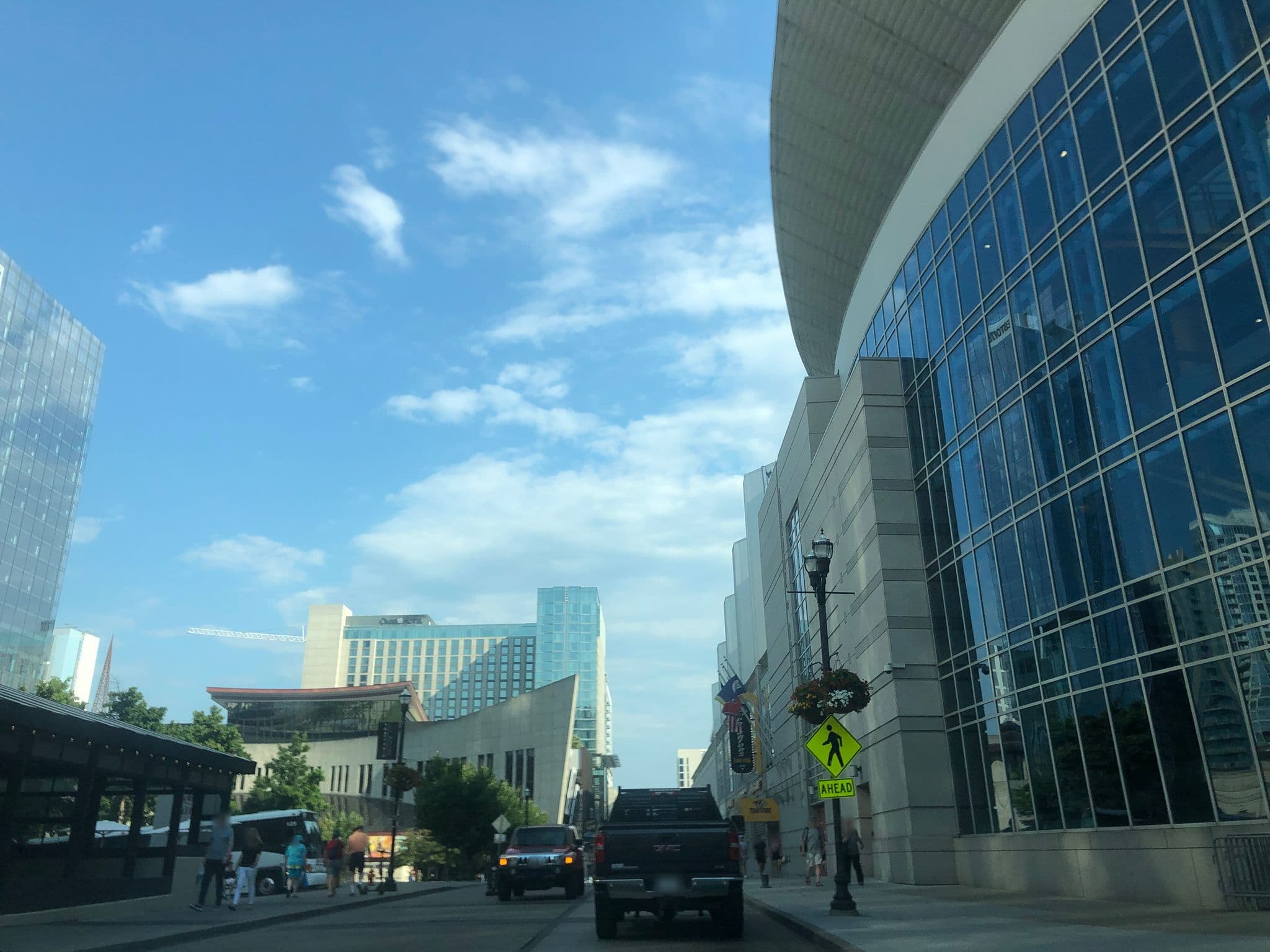 Street view near East Ballroom, Nashville — © maxmartilik (CC BY-SA · Mapillary)