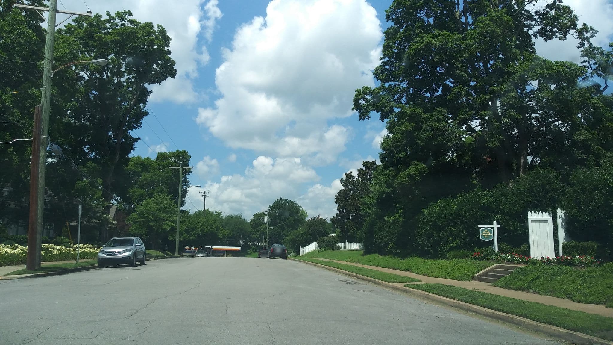 Street view near the timothy demonbreun, Nashville — © theelizabeth (CC BY-SA · Mapillary)
