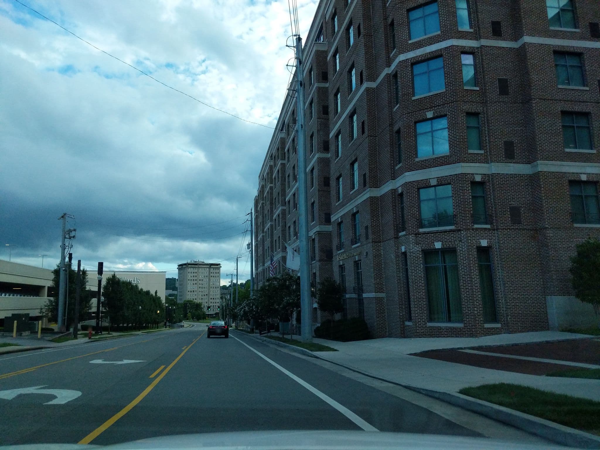 Street view near Residence Inn by Marriott Nashville Green Hills, Belle Meade — © atze02 (CC BY-SA · Mapillary)