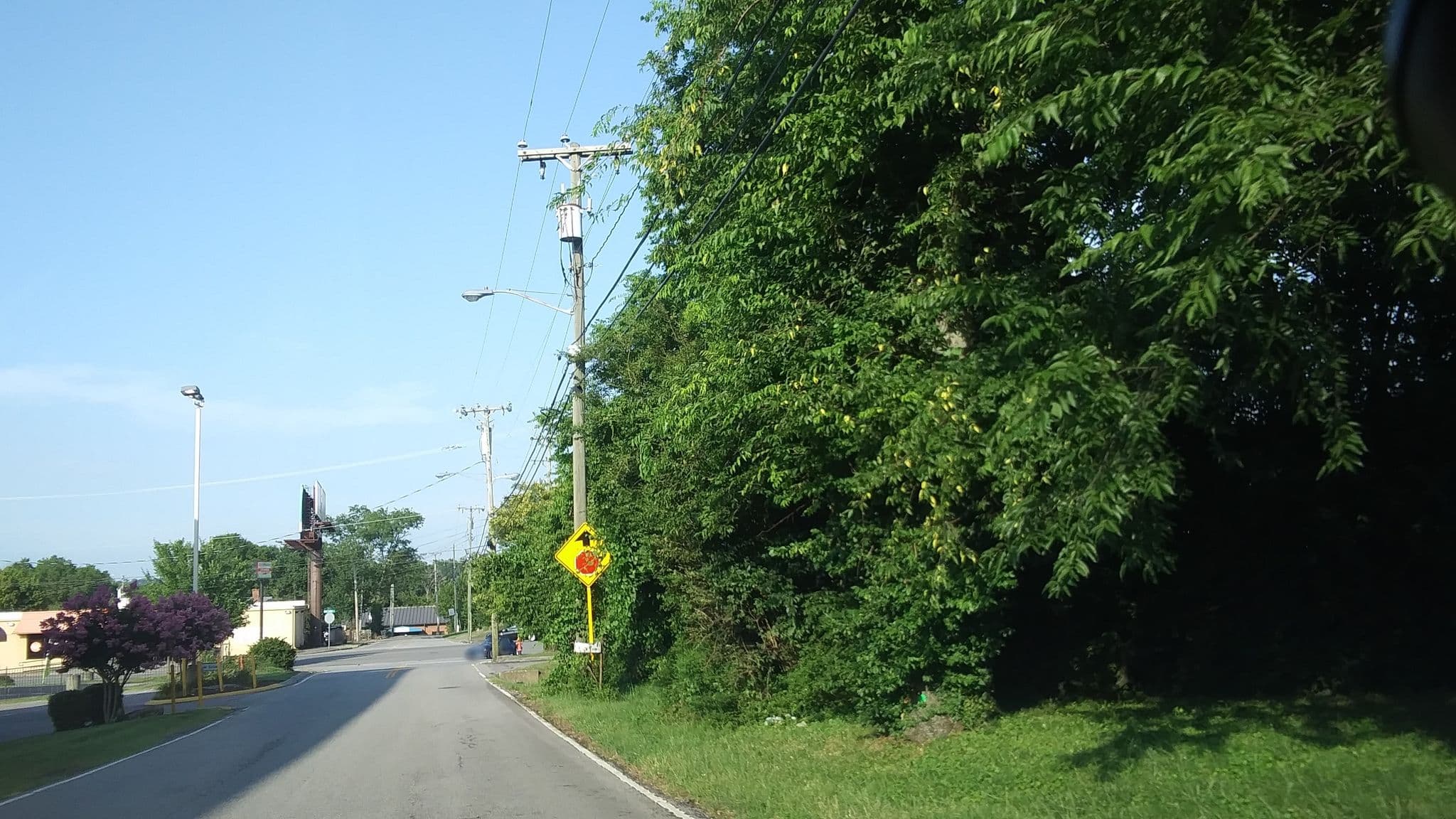 Street view near Baymont Inn, Belle Meade — © mab12340 (CC BY-SA · Mapillary)