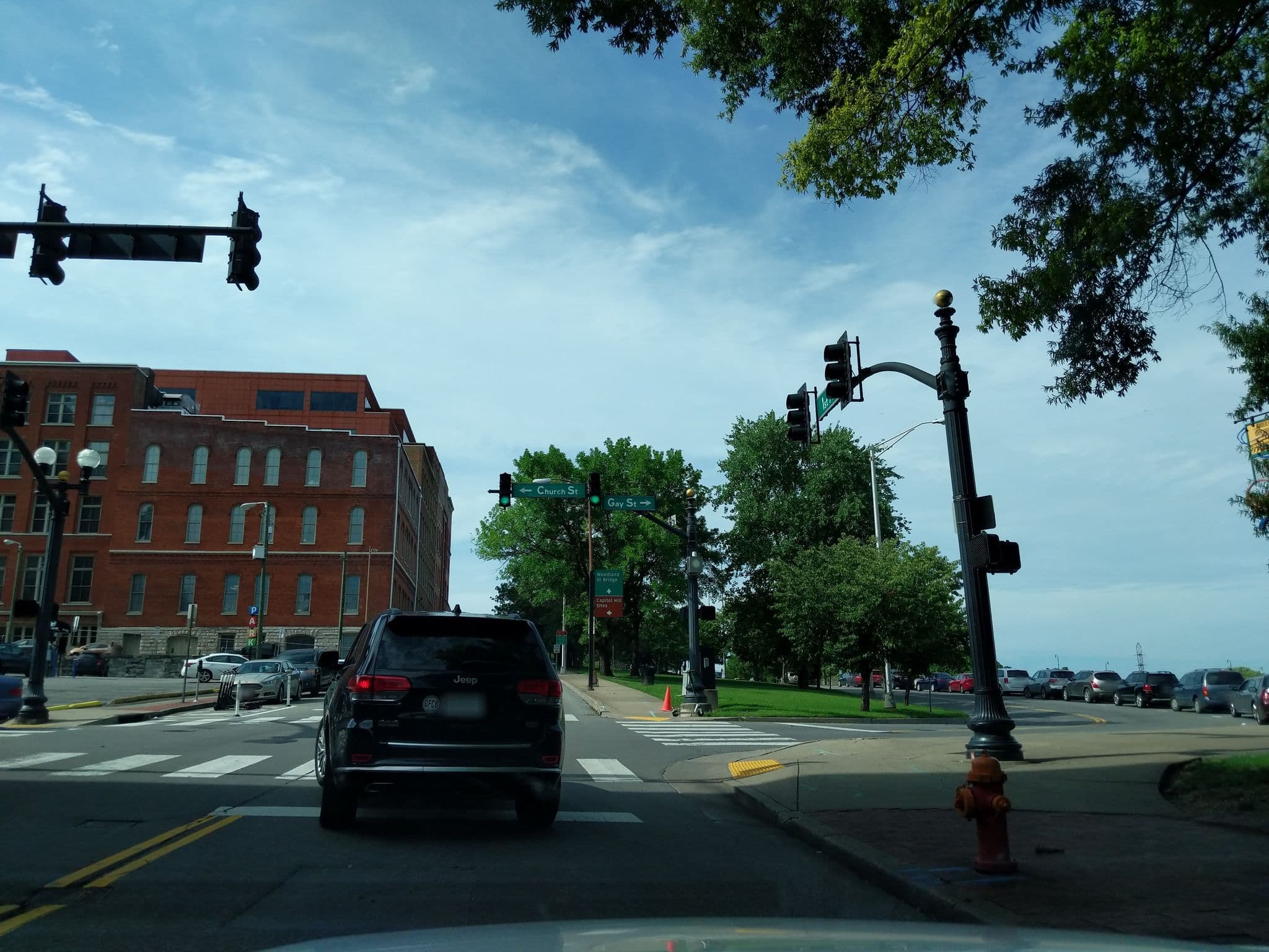 Street view near Nashville Downtown Hostel, Nashville — © atze02 (CC BY-SA · Mapillary)