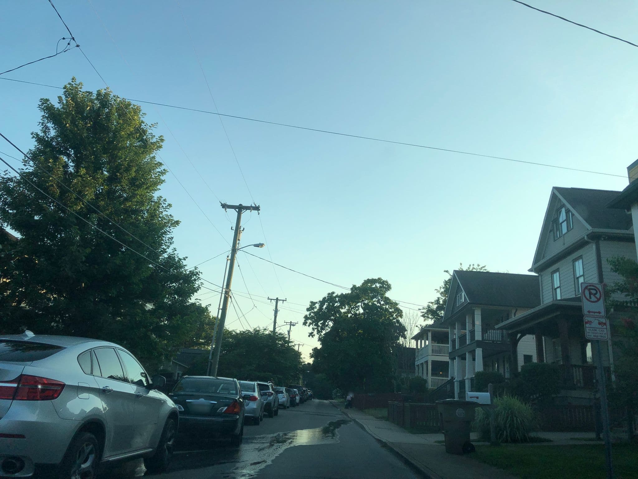 Street view near AirBnB Space, Nashville — © maxmartilik (CC BY-SA · Mapillary)