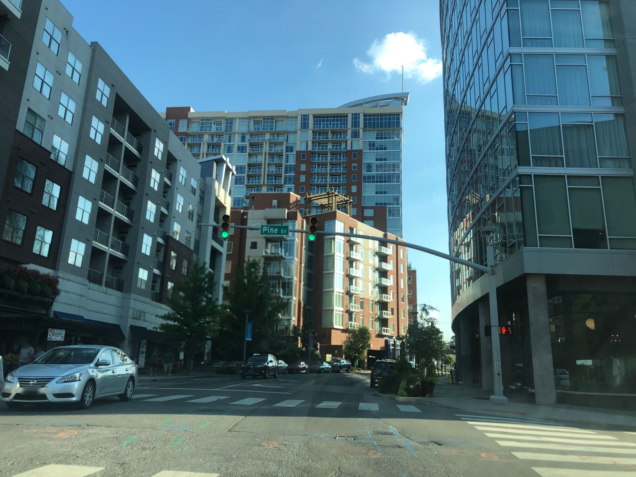 Street view near Execustay by marriott, Nashville — © maxmartilik (CC BY-SA · Mapillary)