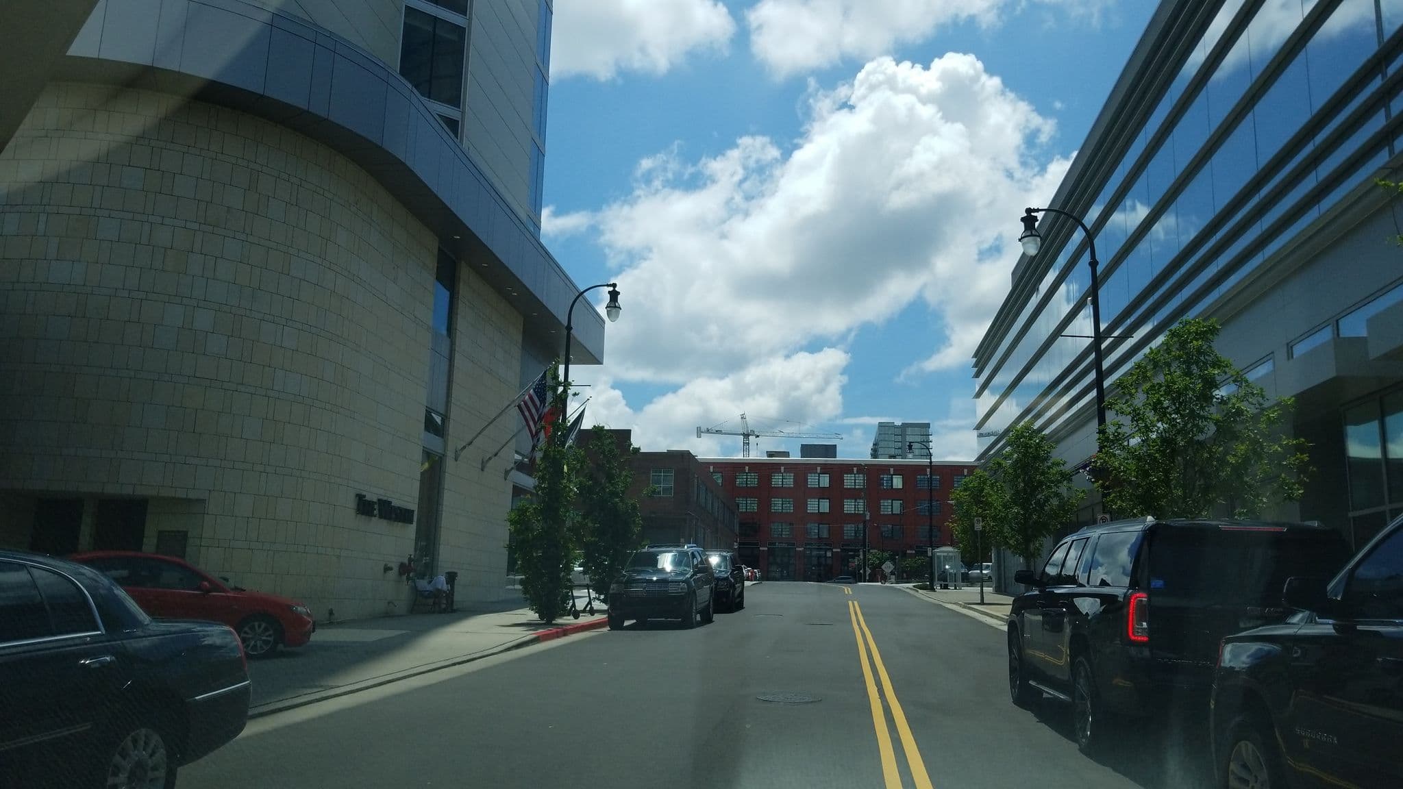 Street view near Nashville Suite, Nashville — © adeldola (CC BY-SA · Mapillary)