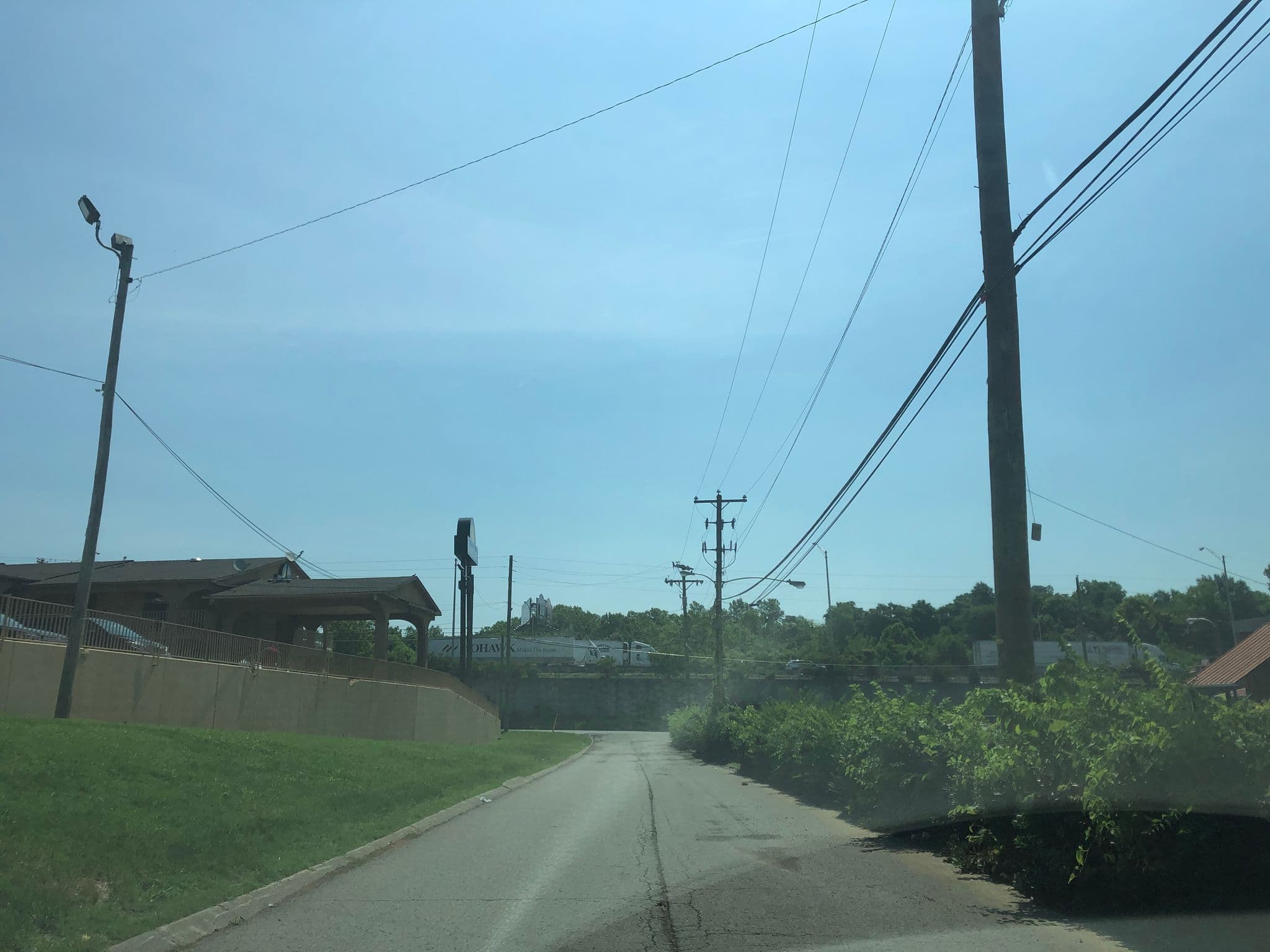 Street view near Rosin Hotel, Nashville — © maxmartilik (CC BY-SA · Mapillary)