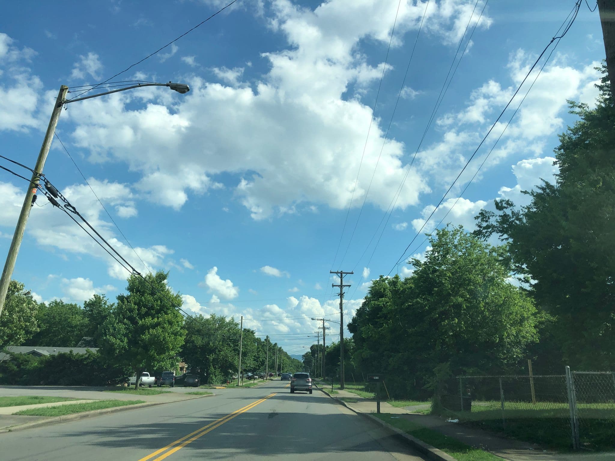 Street view near Rock&Roll B&B, Nashville — © maxmartilik (CC BY-SA · Mapillary)