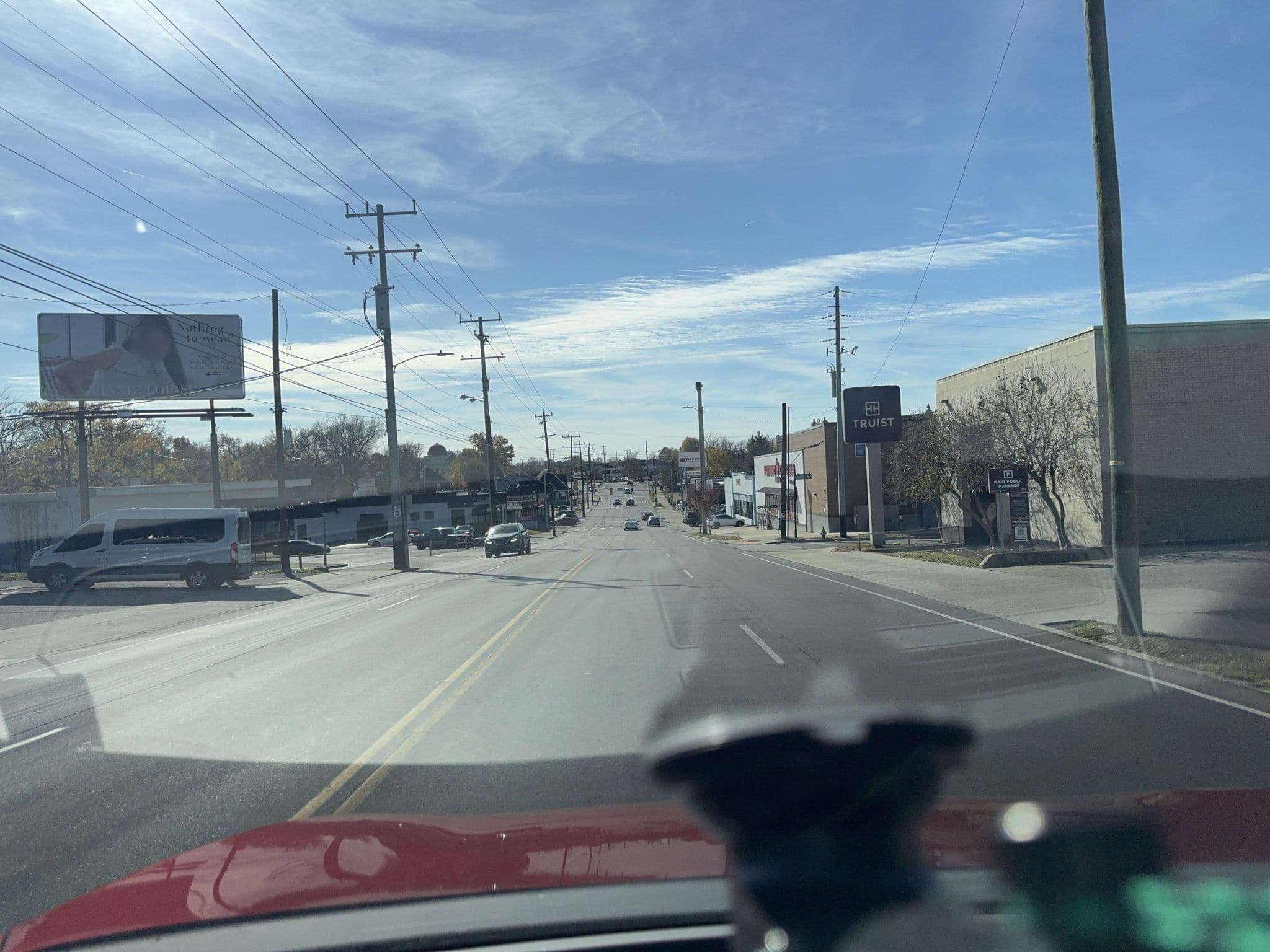 Street view near Gold strike, Nashville — © quickness805 (CC BY-SA · Mapillary)