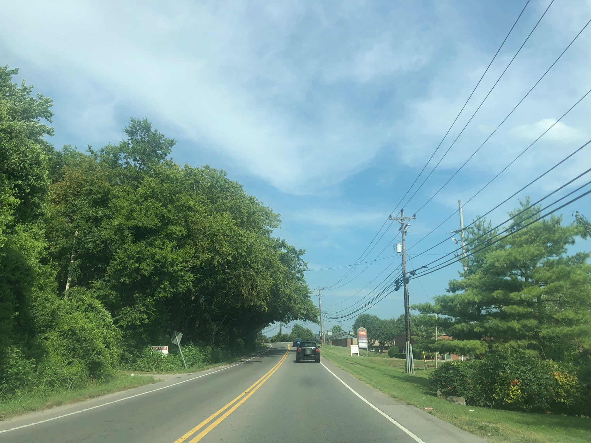 Street view near Rodeway Inn, Hermitage — © maxmartilik (CC BY-SA · Mapillary)
