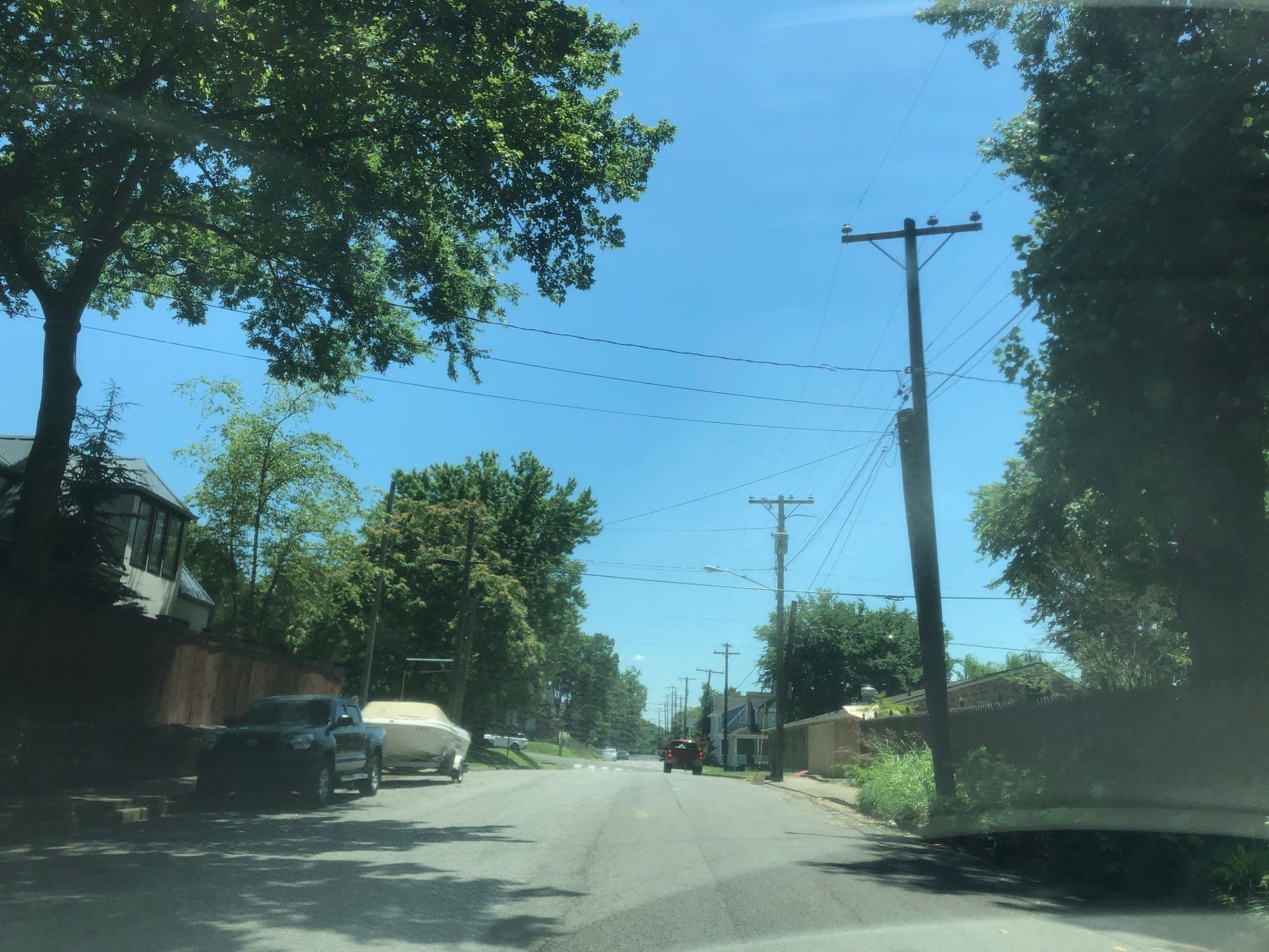 Street view near Parker Alton B, Nashville — © maxmartilik (CC BY-SA · Mapillary)